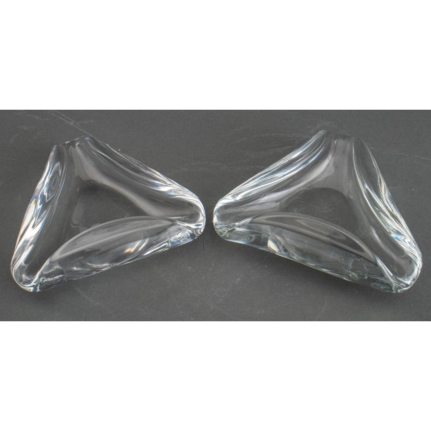 French Pair Mid-Century Modern Baccarat Geometric Shaped Crystal Cigar Ashtrays For Sale