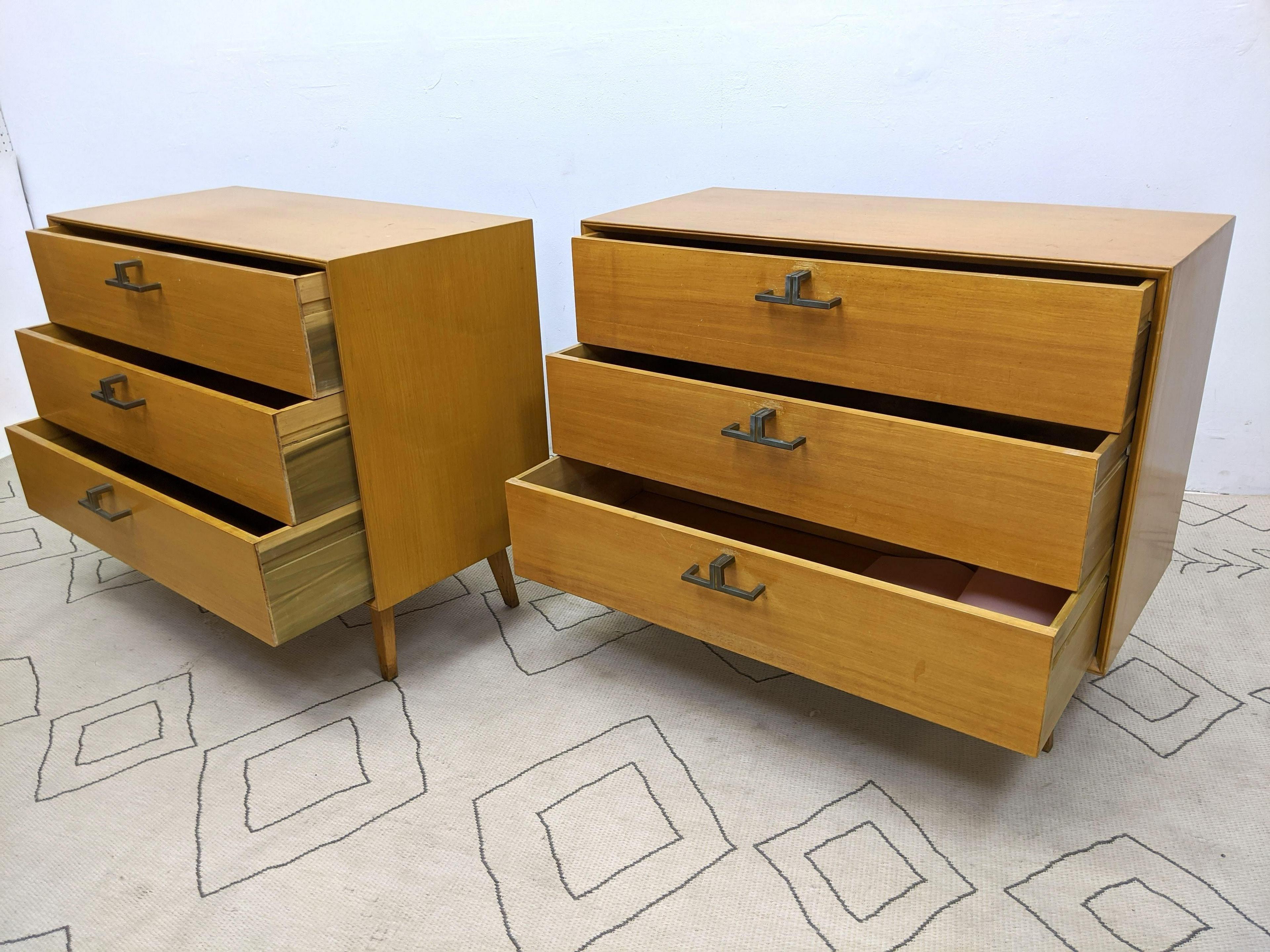 20th Century Pair of Mid-Century Modern Bachelor Chest, Commodes or Dressers