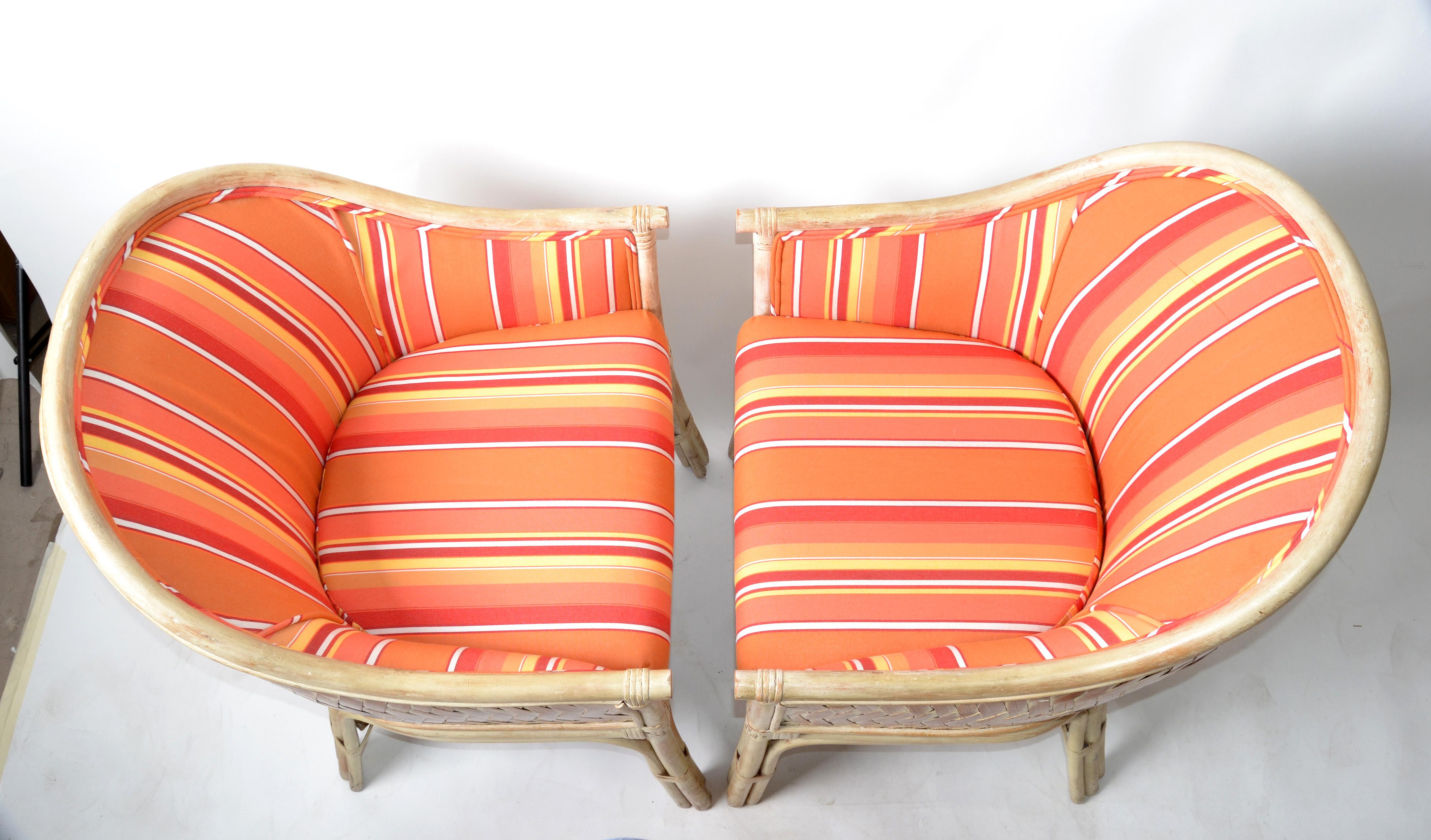 Paire de fauteuils modernes du milieu du siècle dernier en bambou et rotin, tapisserie rayée orange, 1970 en vente 2