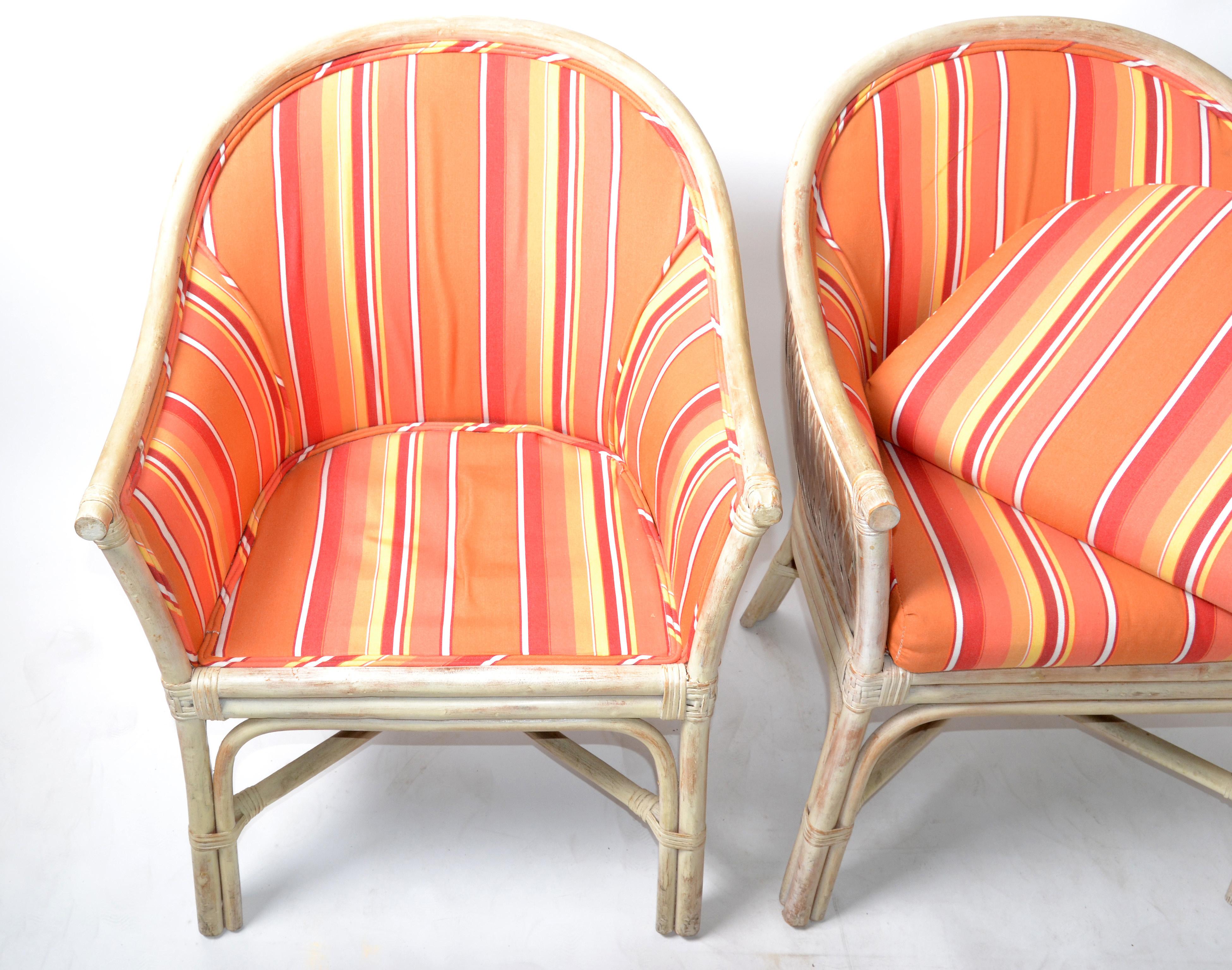 Paire de fauteuils modernes du milieu du siècle dernier en bambou et rotin, tapisserie rayée orange, 1970 en vente 5