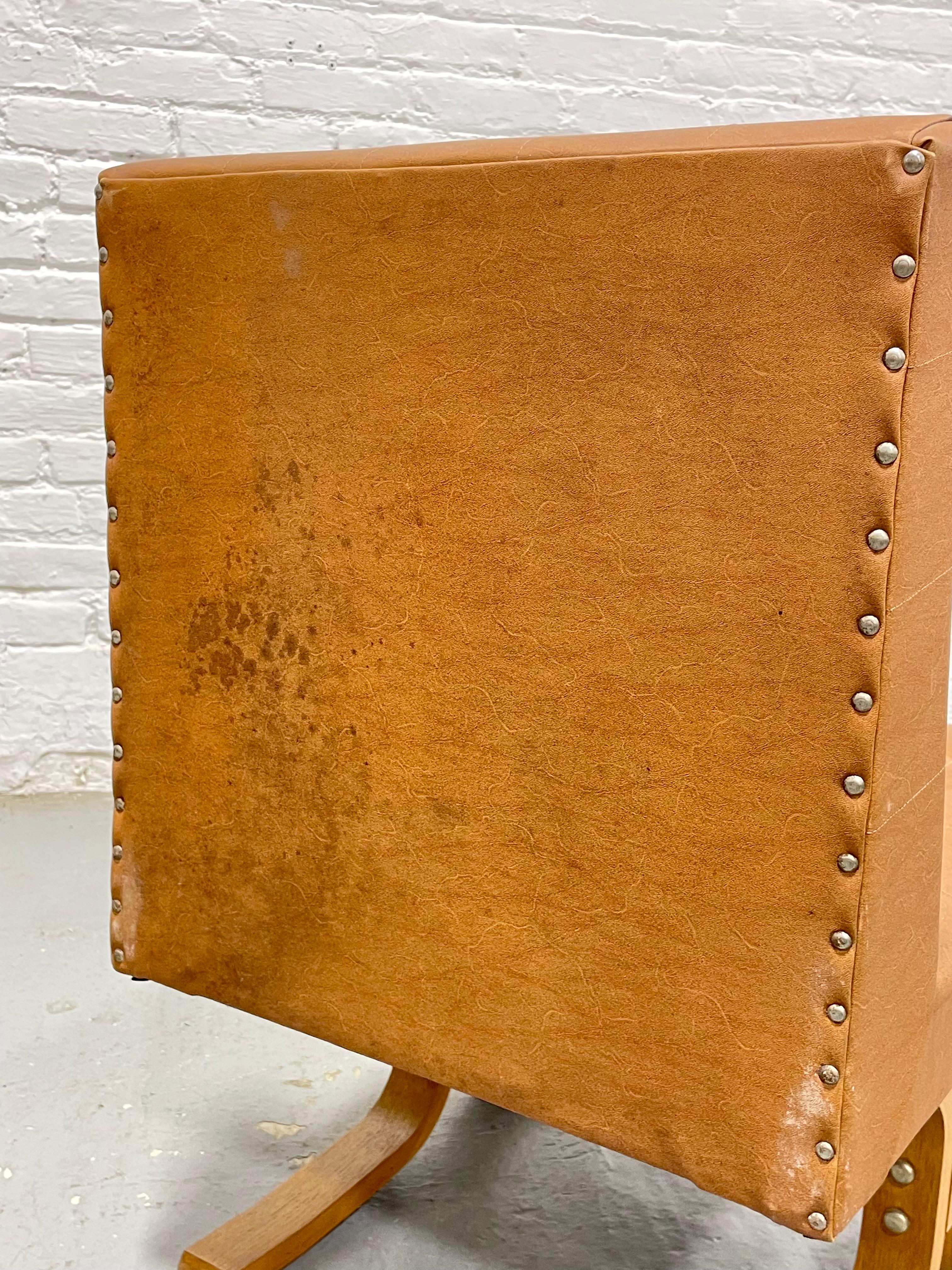 Pärchen - Mid Century Modern BENTWOOD Lounge Chairs von Ludvik Volak, Tschechien, um 1960 im Angebot 7