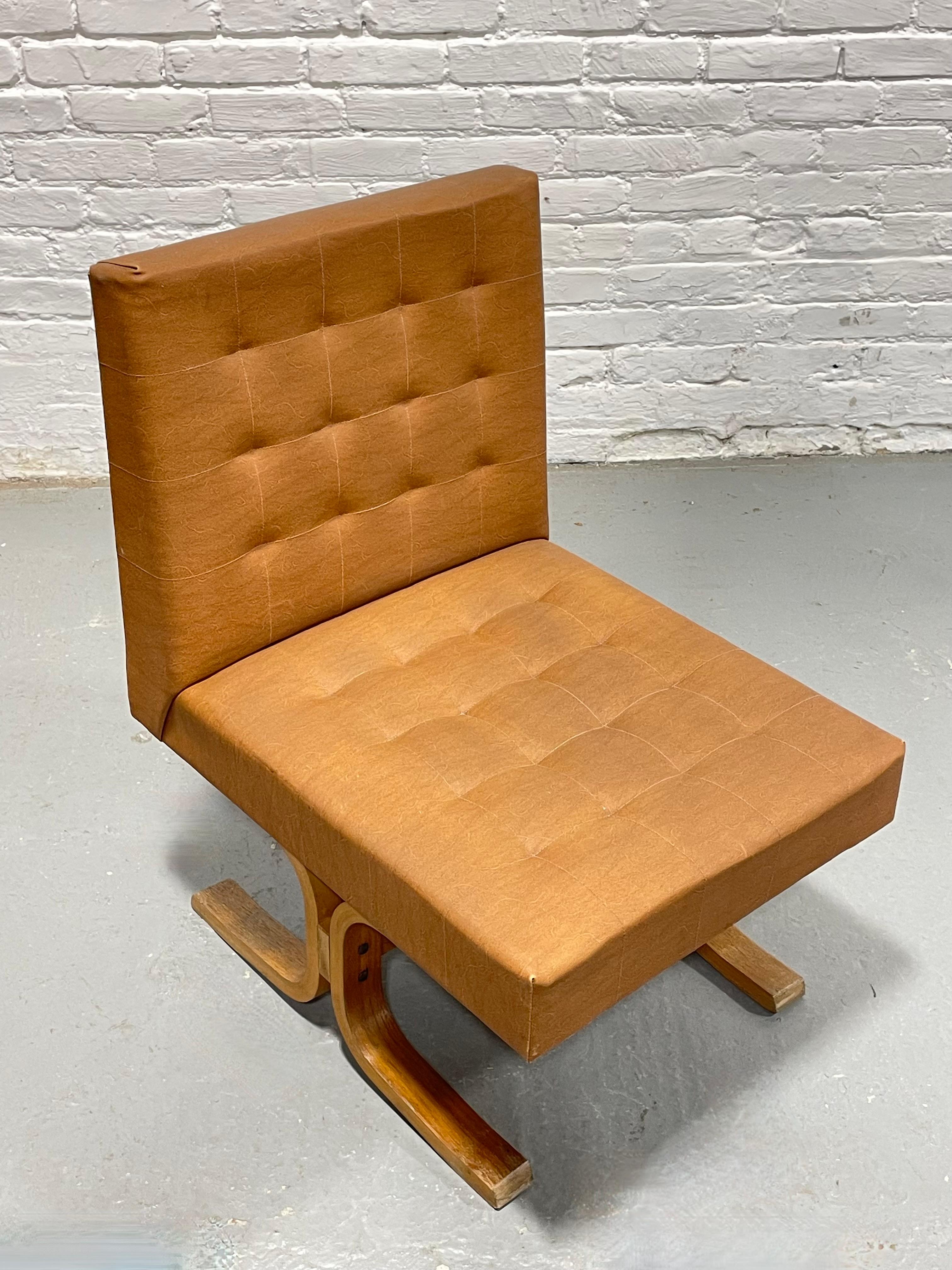 Pärchen - Mid Century Modern BENTWOOD Lounge Chairs von Ludvik Volak, Tschechien, um 1960 (Mitte des 20. Jahrhunderts) im Angebot