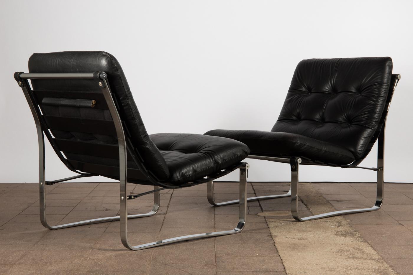 Pair of Mid-Century Modern, Black Leather Spring Lounge Chairs by Ingmar Relling For Sale 4