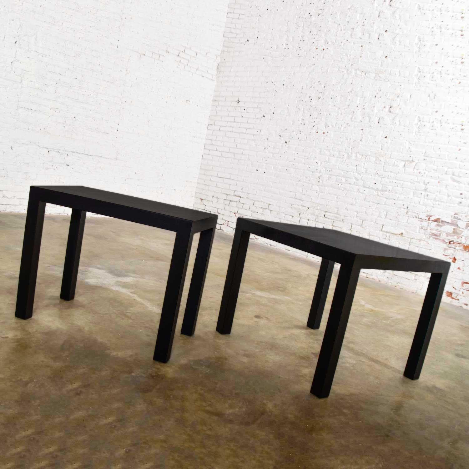 Mid-Century Modern Black Painted Parsons Side Tables 1 Square 1 Rectangle, Pair 5