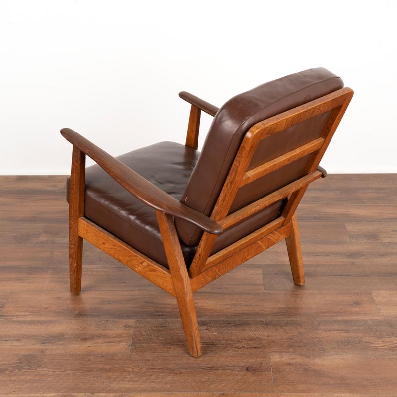 Pair, Mid-Century Modern Brown Leather Arm Chairs from Denmark In Good Condition In Round Top, TX