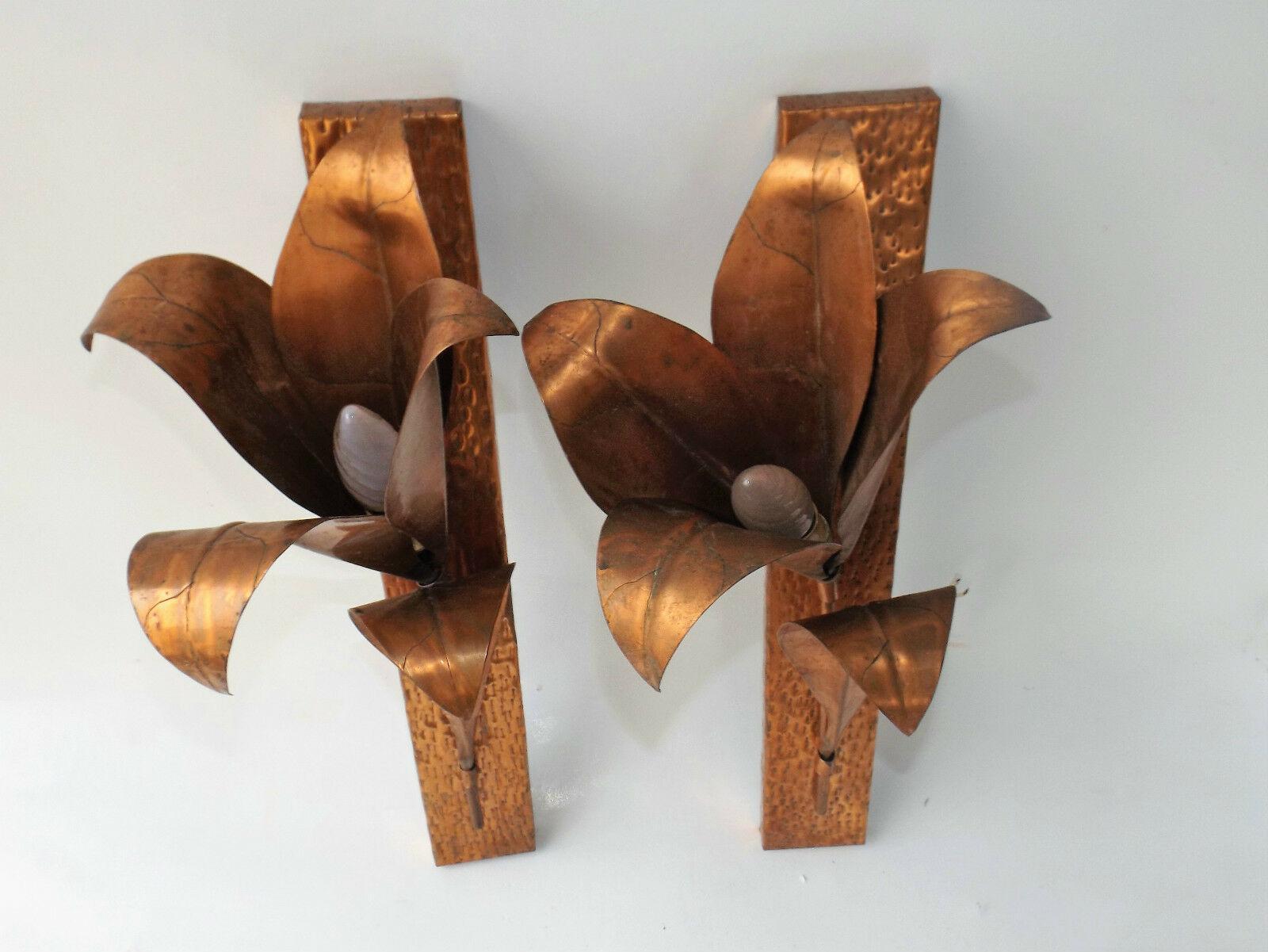 Pair Mid Century Modern Brutalist Copper Lily Form Wall Sconces Attrib. Barbi For Sale 2