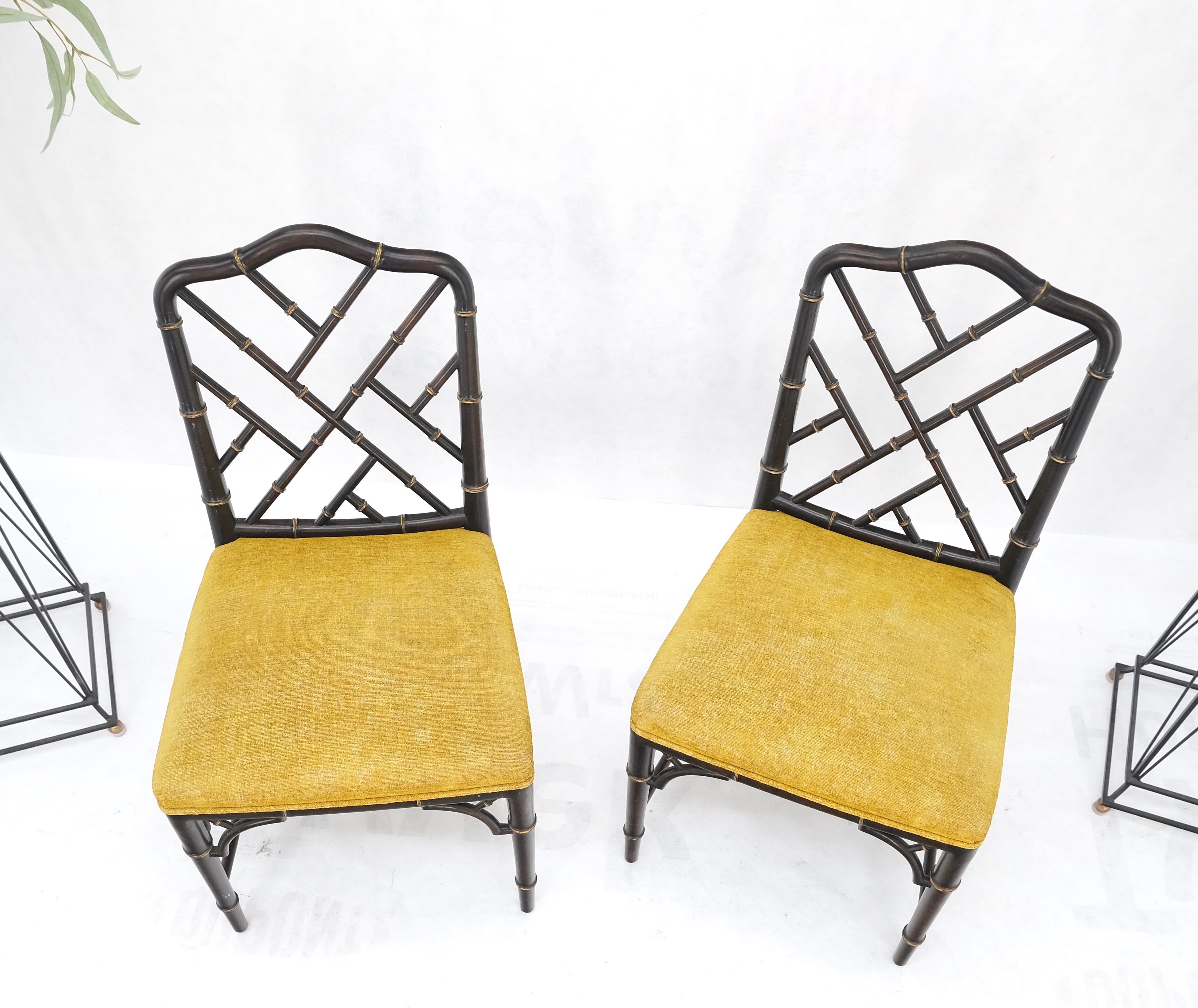 Paar Mid Century Modern Dekorative Ebonized Nussbaum Faux Bambus Beistellstühle Mint im Angebot 4