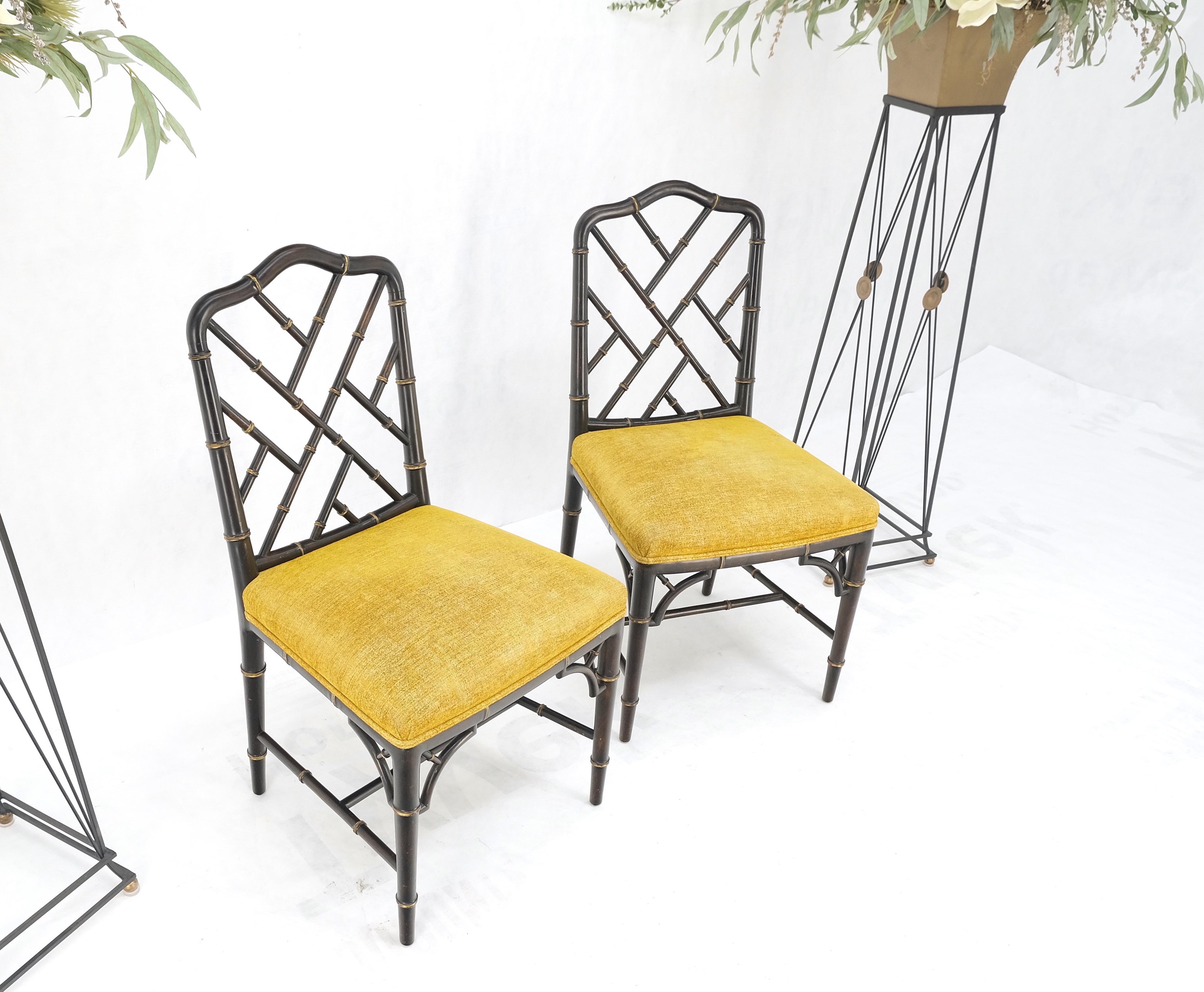 Paar Mid Century Modern Dekorative Ebonized Nussbaum Faux Bambus Beistellstühle Mint im Angebot 7