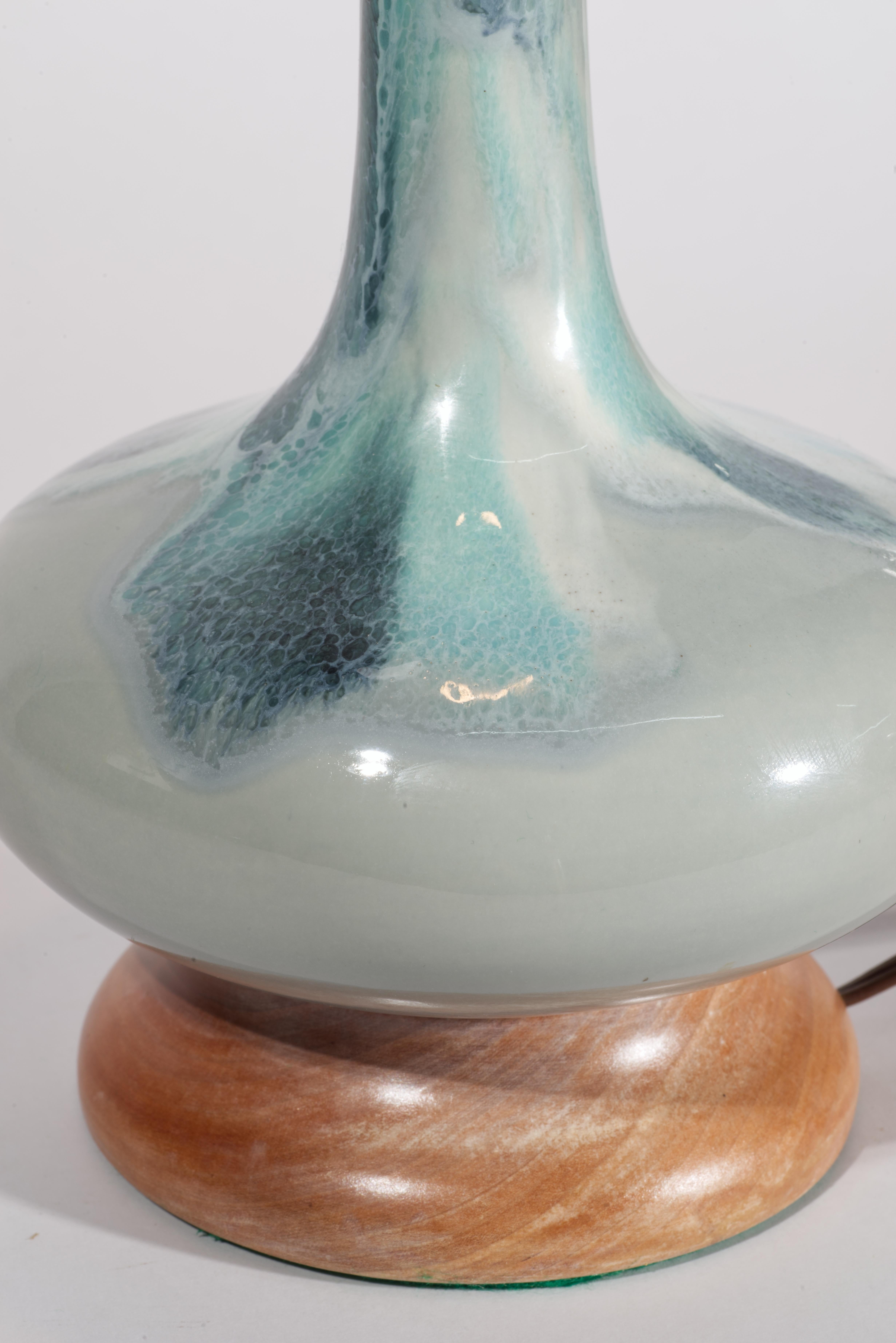 Paire de lampes de table en céramique Drip Flambe du milieu du siècle dernier Haeger années 1950 Bon état - En vente à Clifton Springs, NY