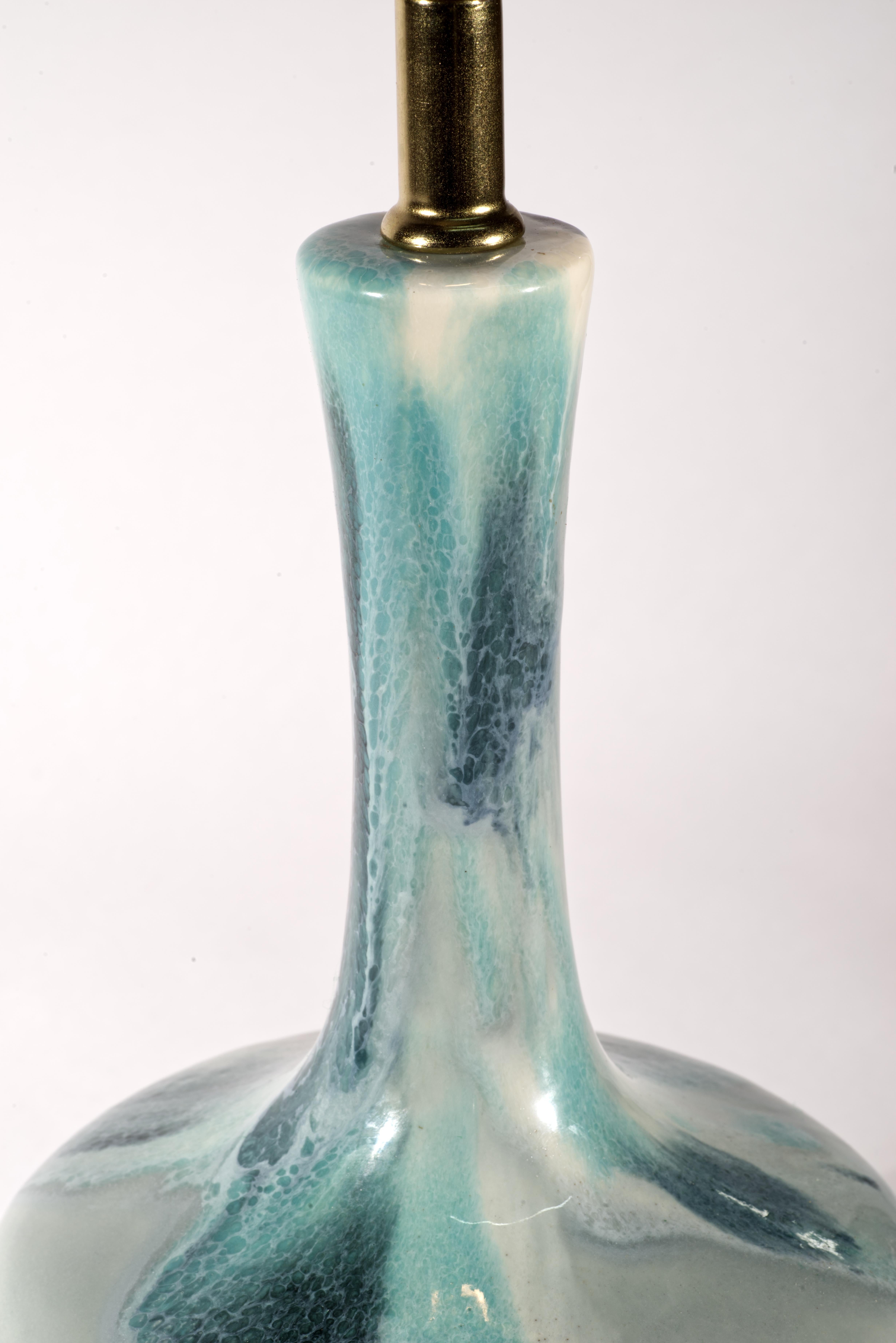 20ième siècle Paire de lampes de table en céramique Drip Flambe du milieu du siècle dernier Haeger années 1950 en vente