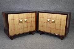 Paire d'armoires-buffets en acajou doré de Mid-Century Modern, circa 1950