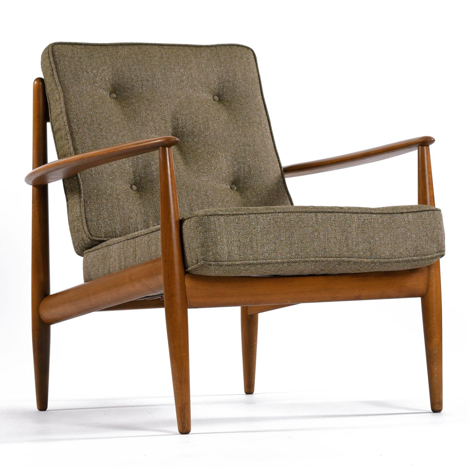 Pair Mid-Century Modern Grete Jalk France Daverkosen Danish Lounge Chairs In Excellent Condition In Chattanooga, TN