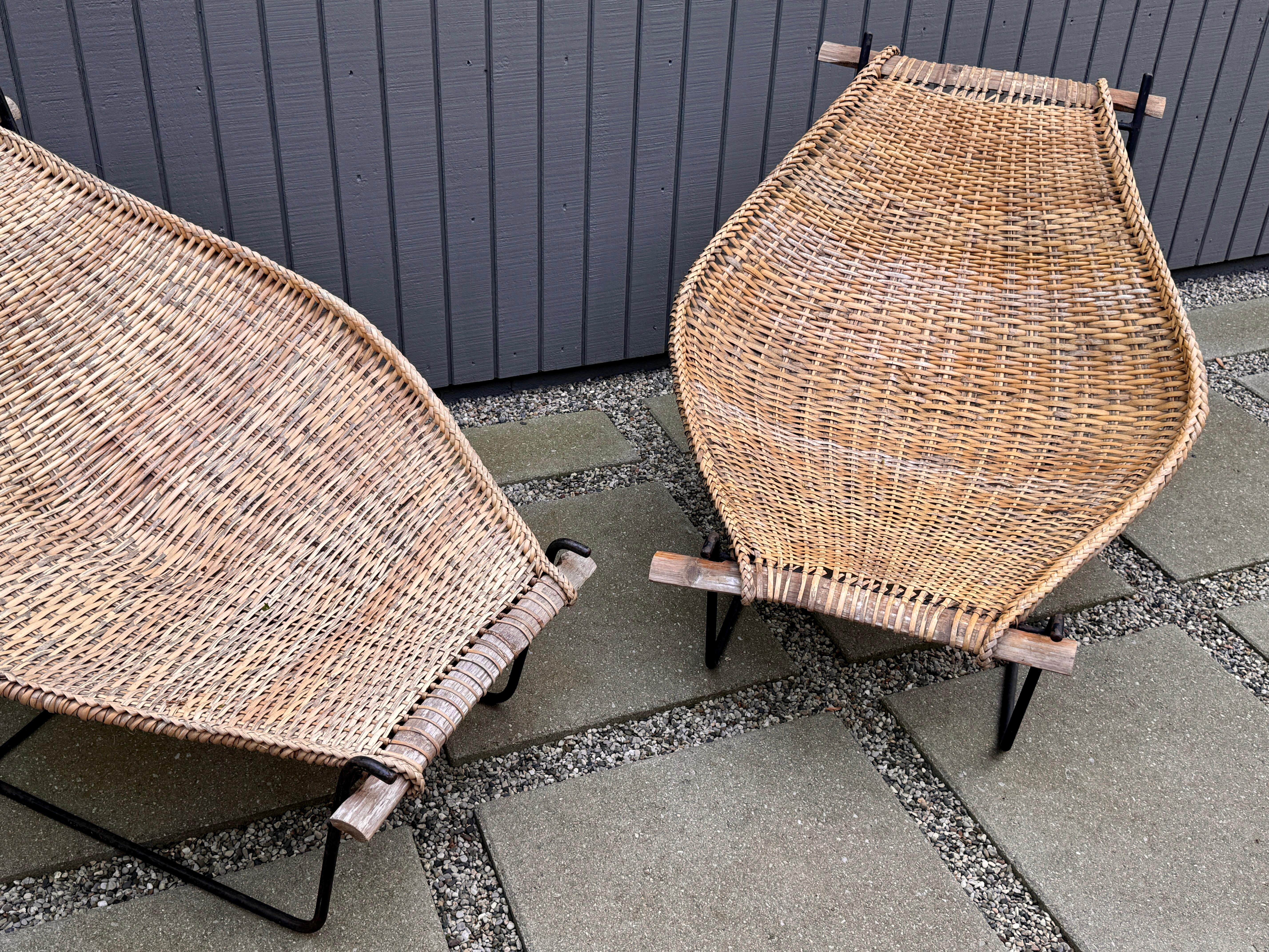 Pair Mid Century Modern Iron and Rattan John Risley Duyan Lounge Chairs 1950s For Sale 2