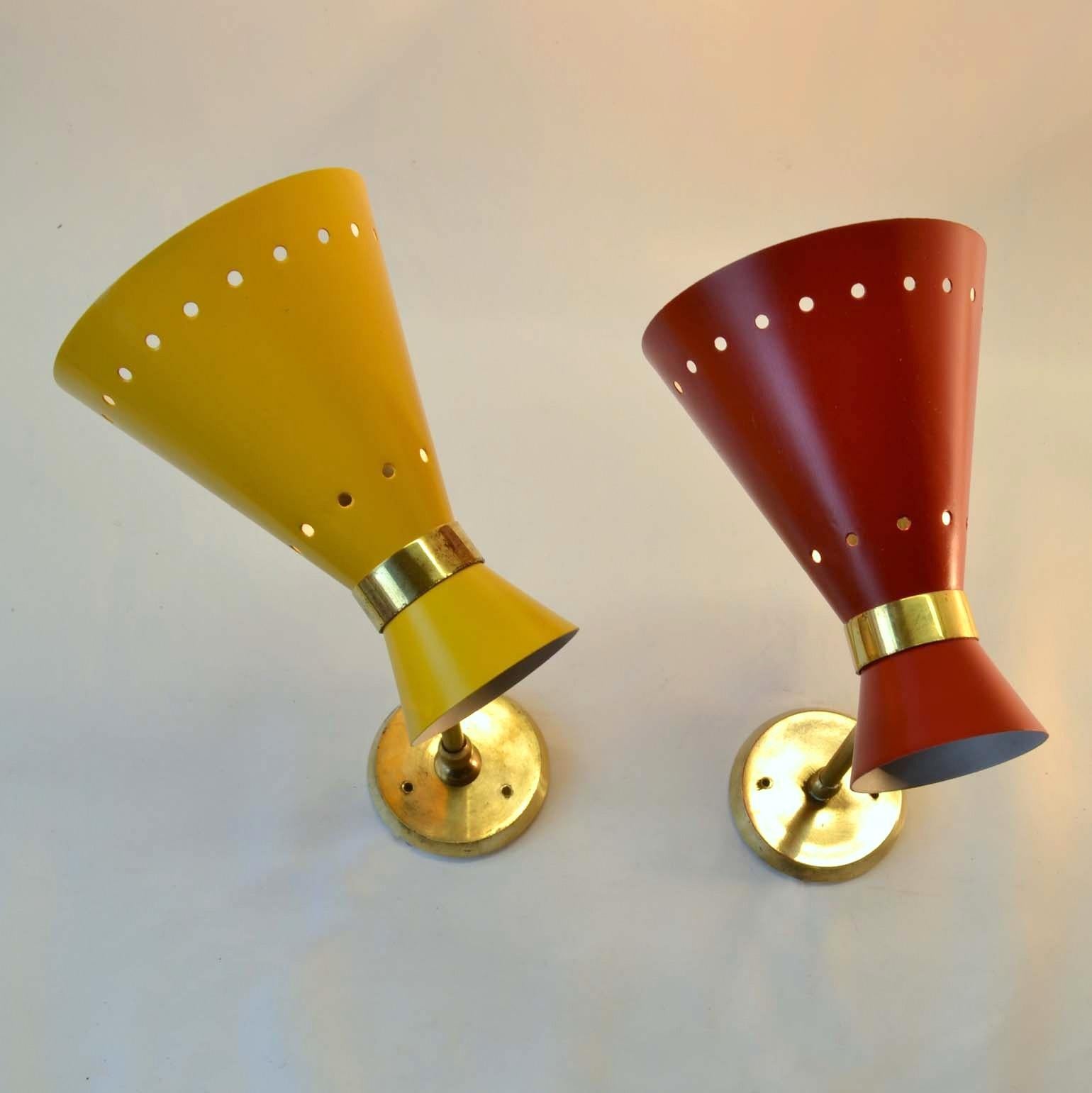 Mid-20th Century Pair of Mid-Century Modern Italian Red & Yellow Aluminum & Brass Diabolo Sconces