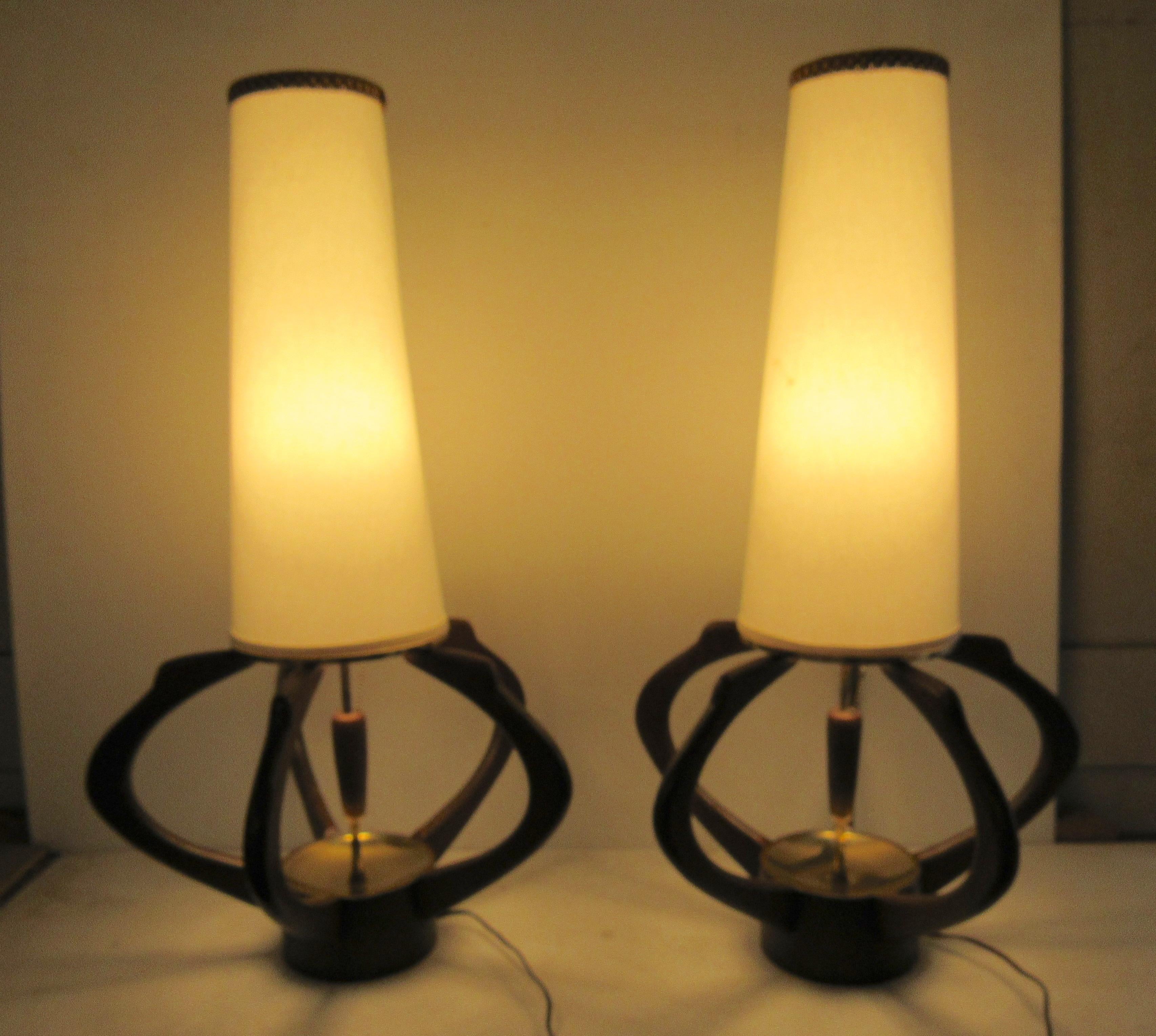 Pair of Mid-Century Modern Lamps 6