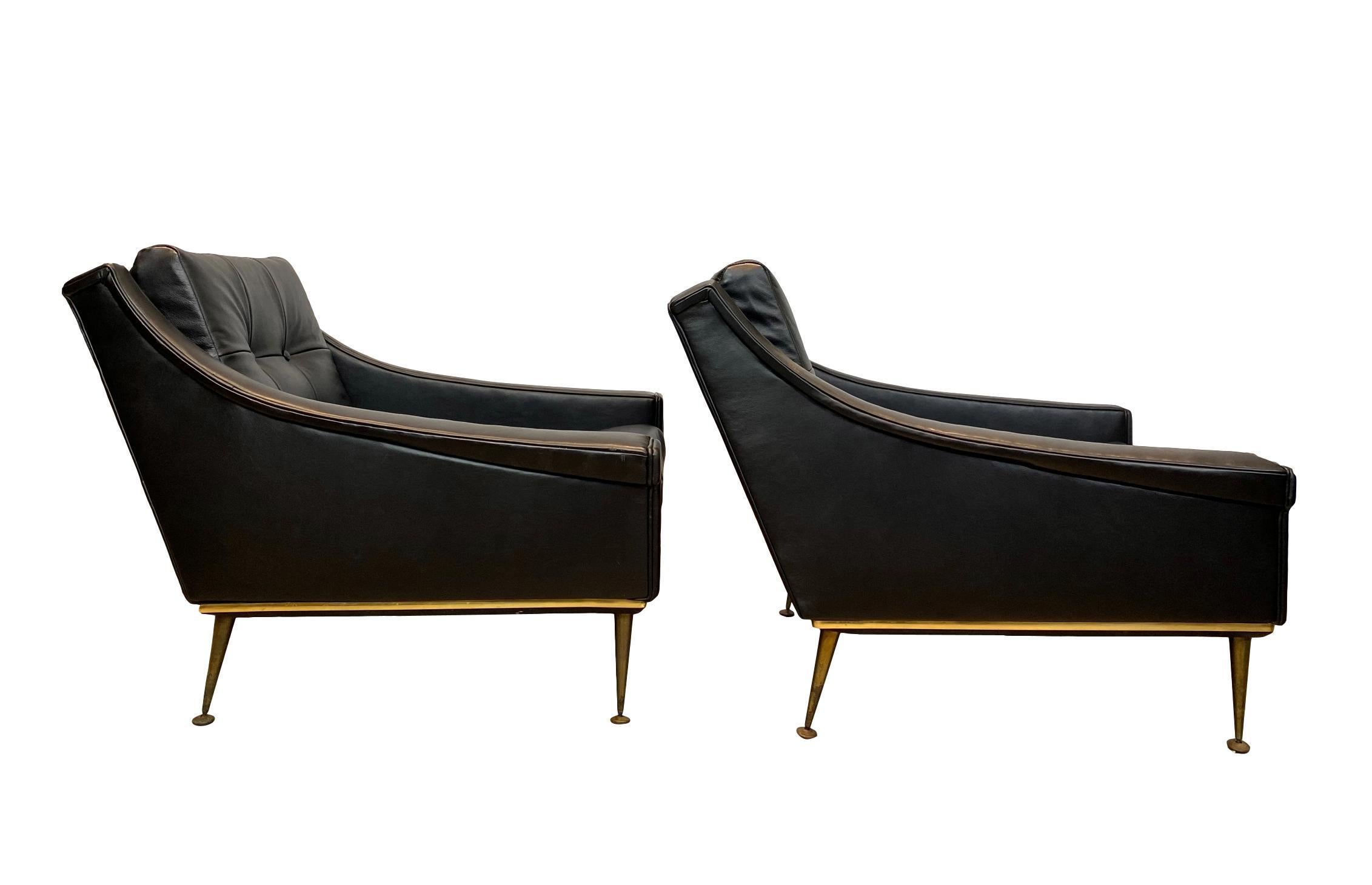 Mid-Century Modern Lounge Chairs 1960 Newly Upholstered in Italian Leather, Pair In Good Condition In Banner Elk, NC