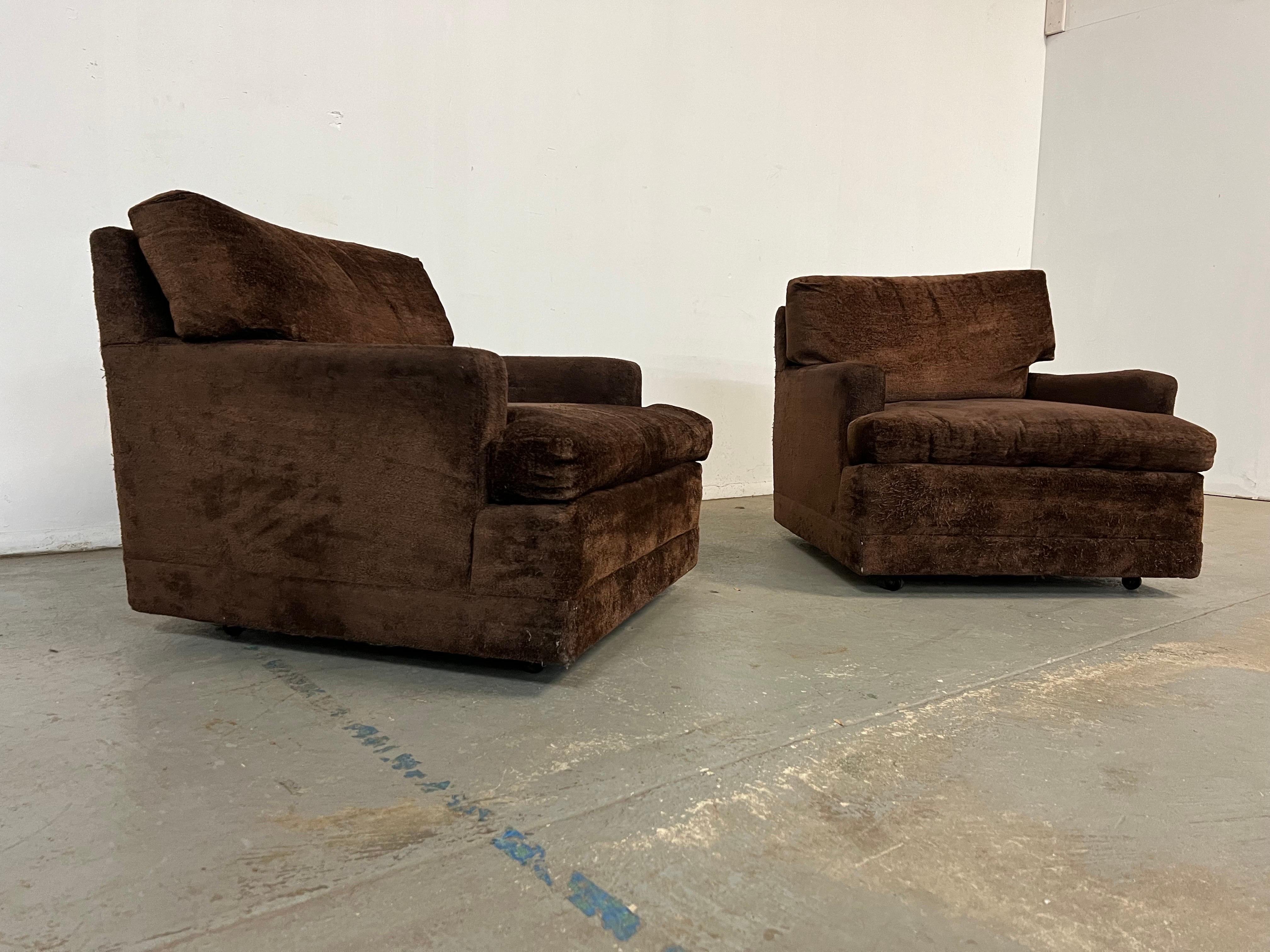 North American Pair - Mid-Century Modern Milo Baughman Style Cube Roller Pit Club Chairs  For Sale