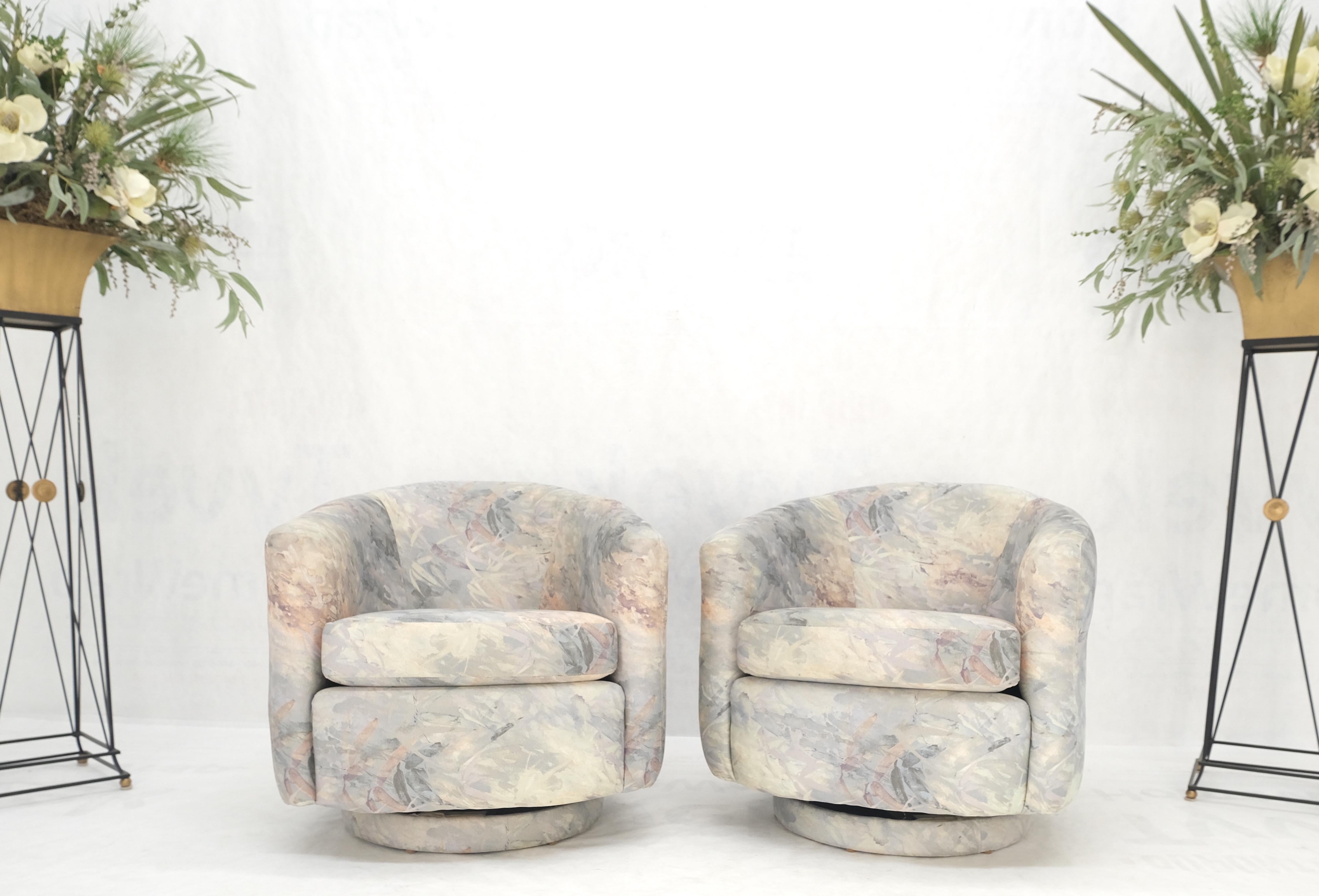 Pair Mid-Century Modern Milo Baughman Thayer Cogging Swivel Barrel Lounge Chairs For Sale 1