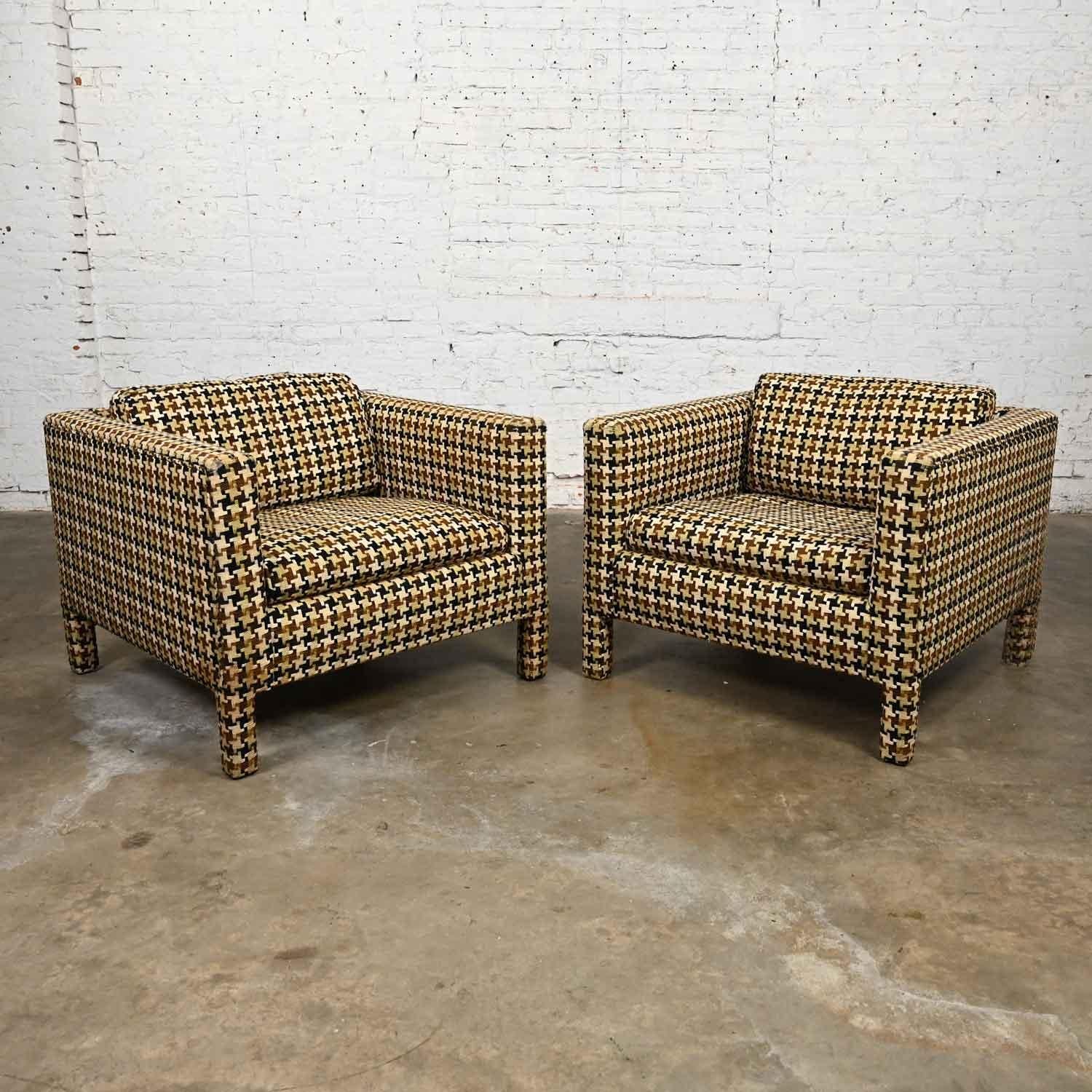 American Pair Mid-Century Modern - Modern Parson’s Cube Club Chairs Houndstooth Fabric