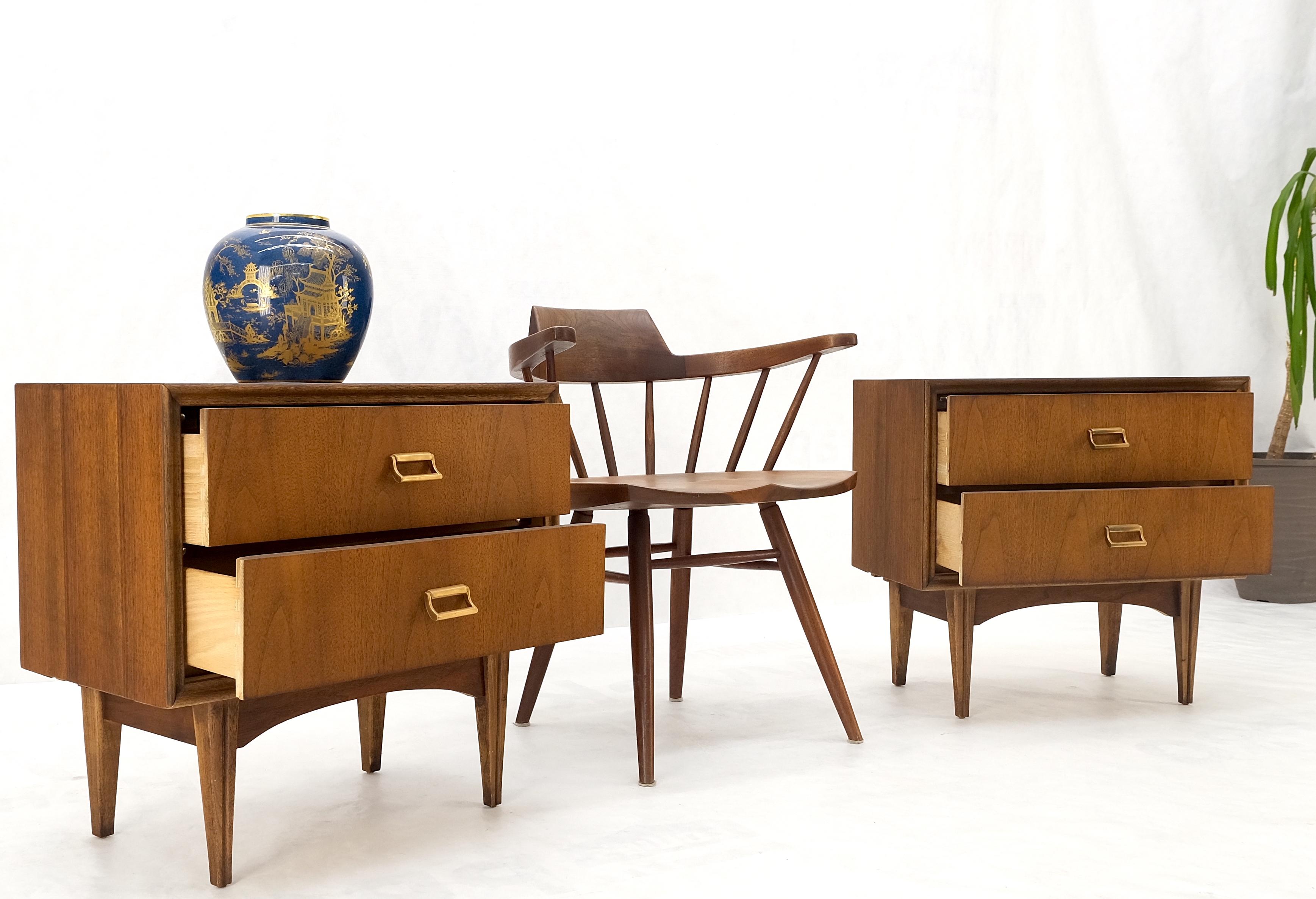 Pair Mid-Century Modern Oiled Walnut Two Drawers End Tabled Nightstands Mint! For Sale 4