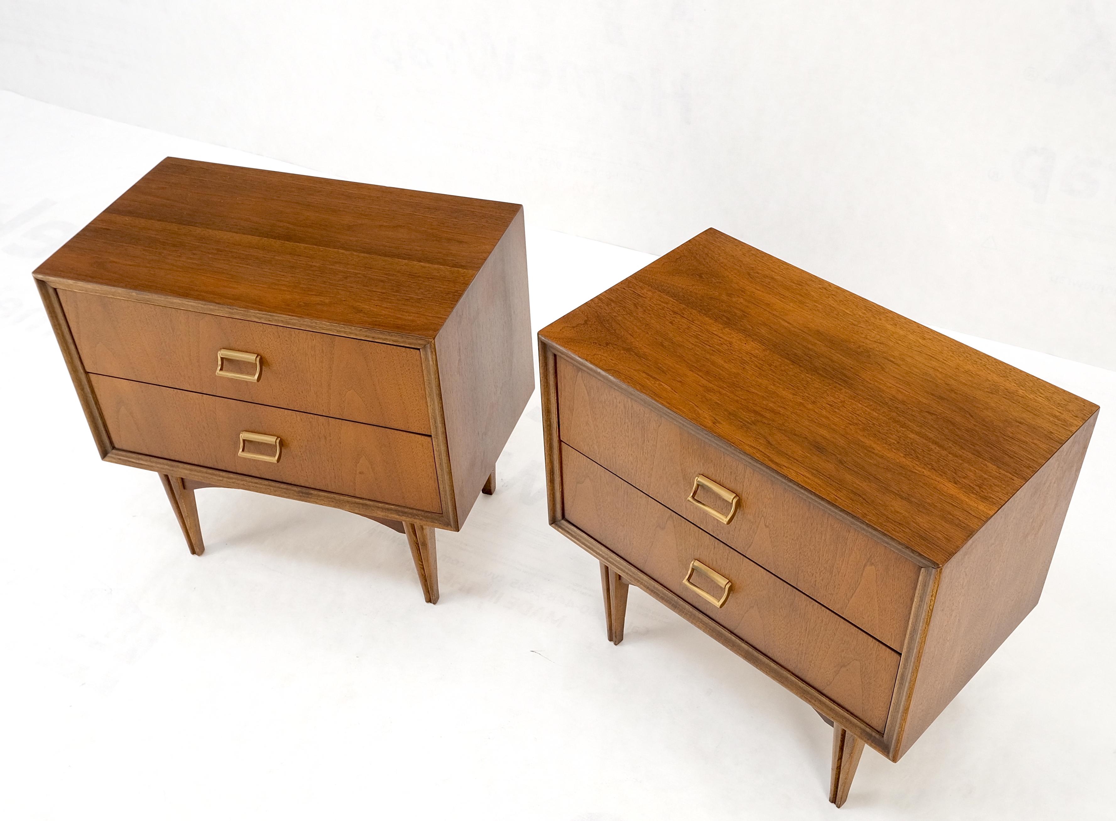 Pair Mid-Century Modern Oiled Walnut Two Drawers End Tabled Nightstands Mint! For Sale 5