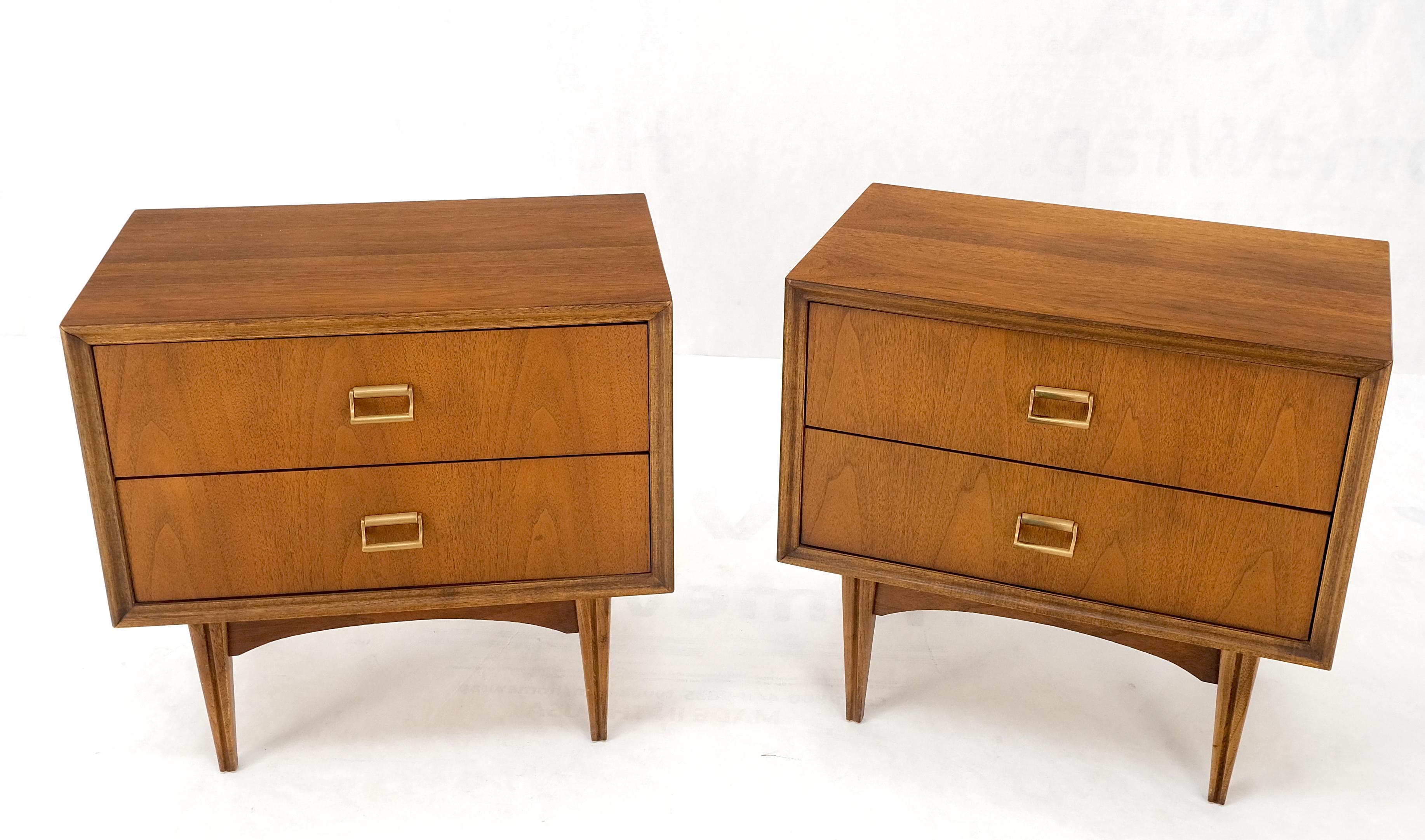 Pair Mid-Century Modern Oiled Walnut Two Drawers End Tabled Nightstands Mint! For Sale 3