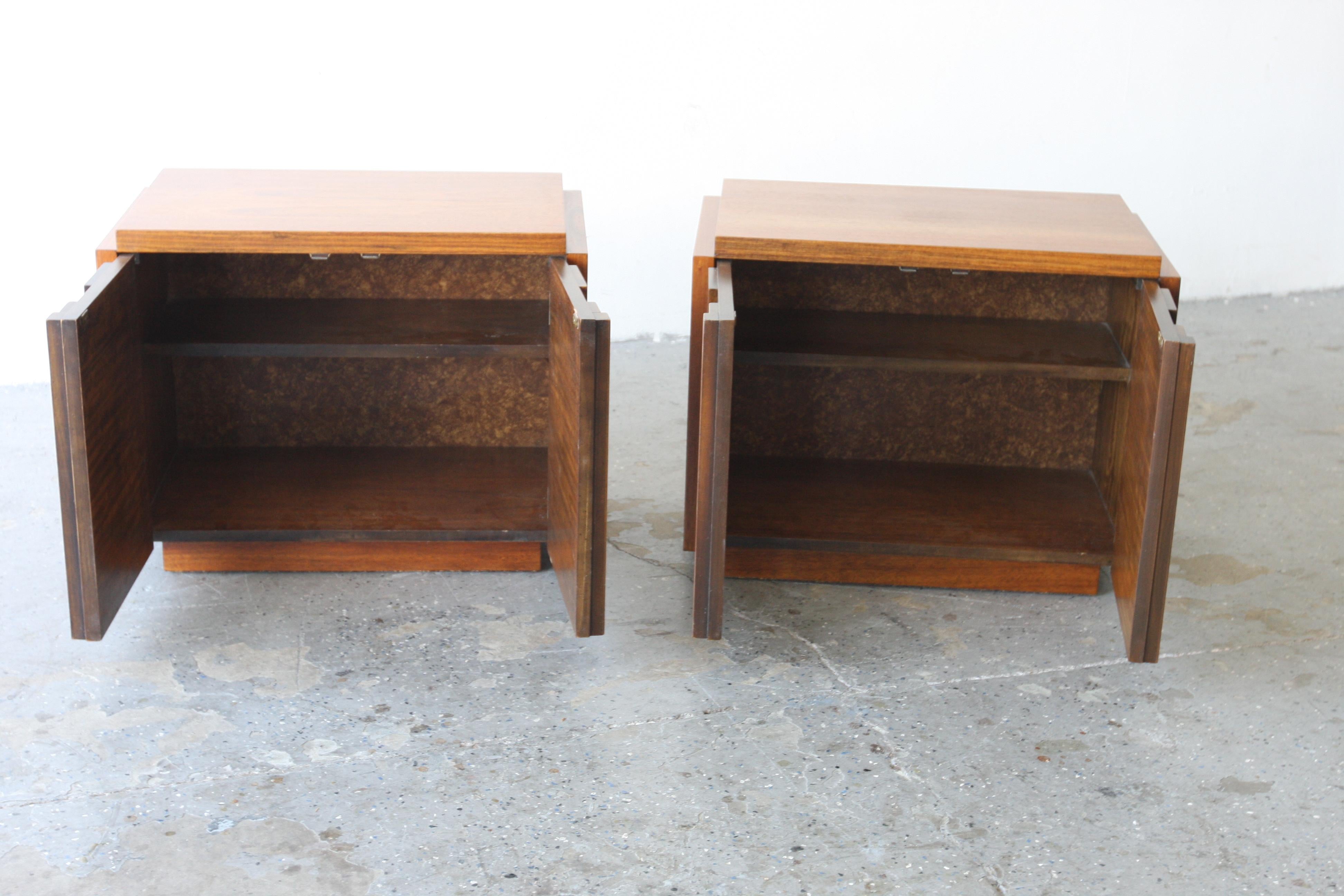 American Pair Mid-Century Modern Paul Evans Style Lane Staccato Brutalist Nightstands