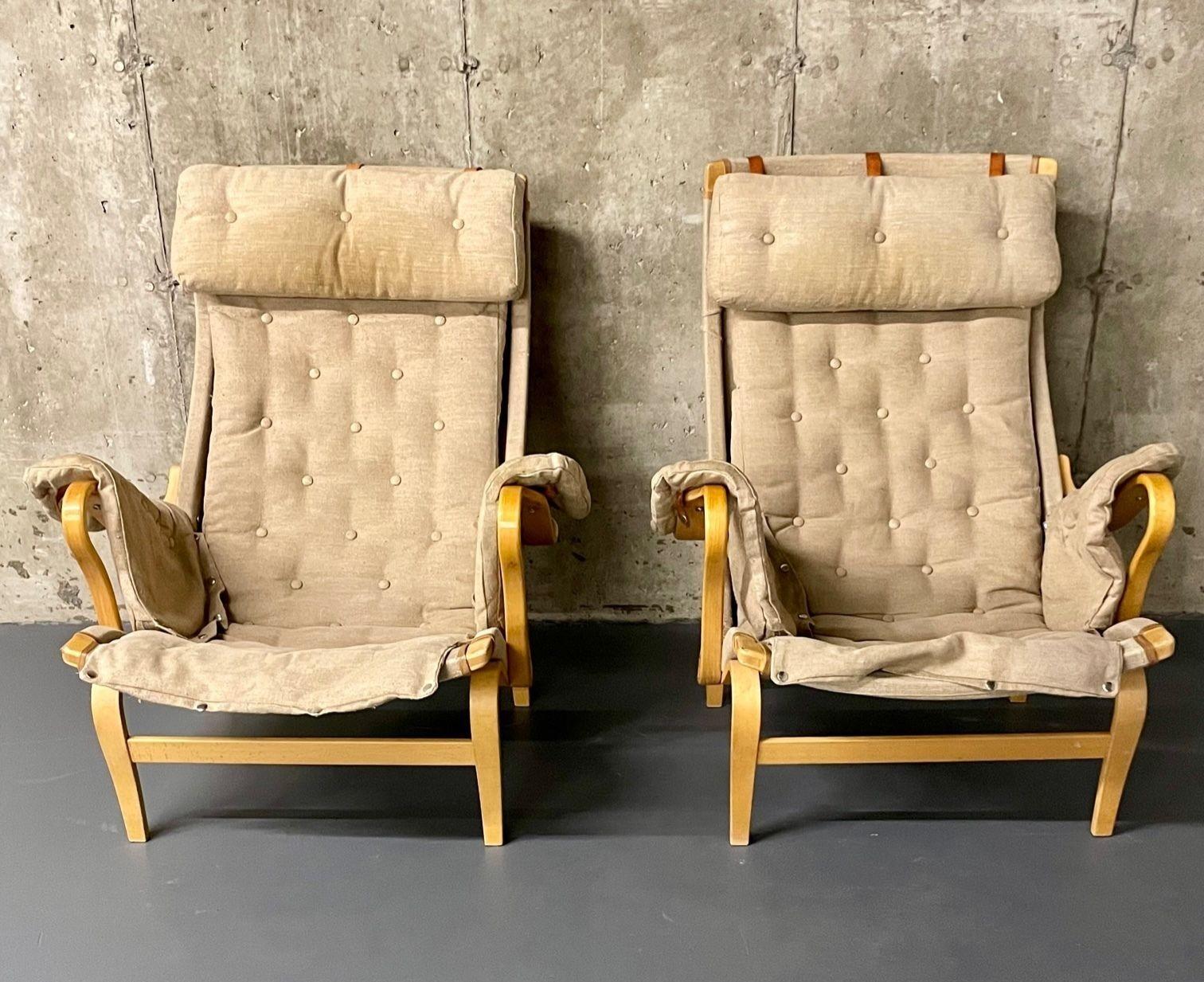 Pair Mid-Century Modern Pernilla Arm / Lounge Chairs by Bruno Mathsson, Denmark In Good Condition In Stamford, CT