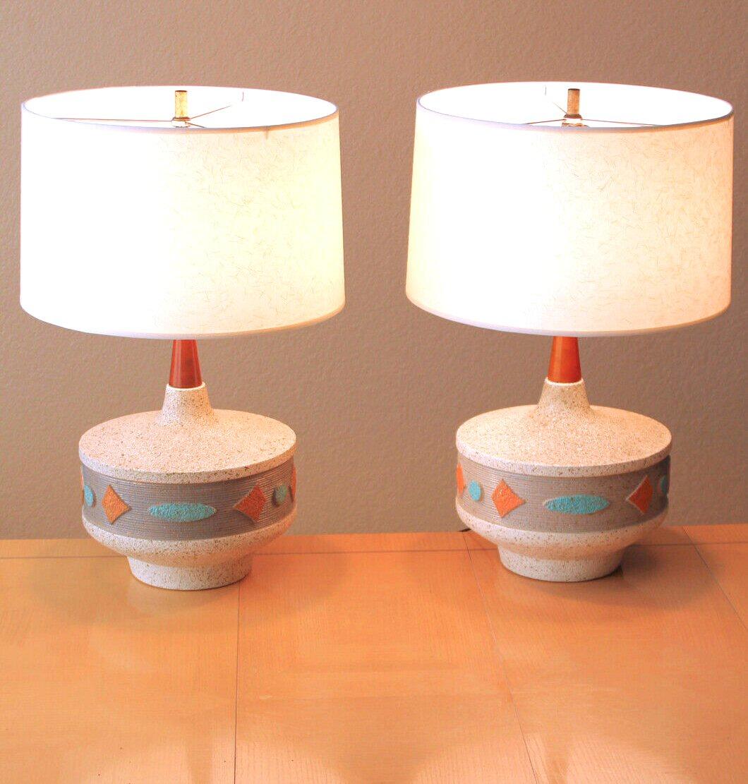 Émaillé Paire ! Lampes en plâtre danoise moderne du milieu du siècle, ovni atomique bleu orange, années 1950 MCM en vente