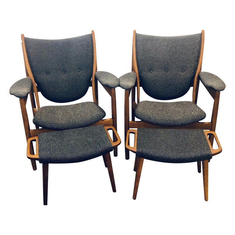Pair of MidCentury Modern Sleek and Stylish Arm Chairs with Ottomans