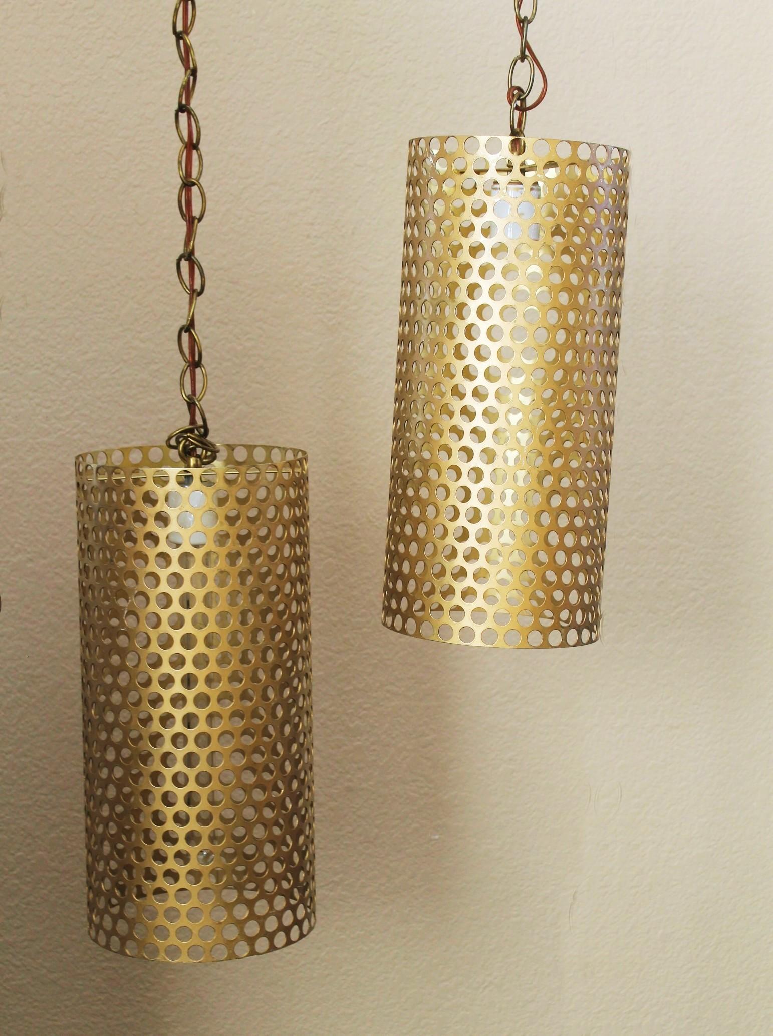 Pair Mid Century Modern Swag Lamps!  Iconic 1950s Gino Sarfatti for Raymor! Gold In Good Condition For Sale In Peoria, AZ