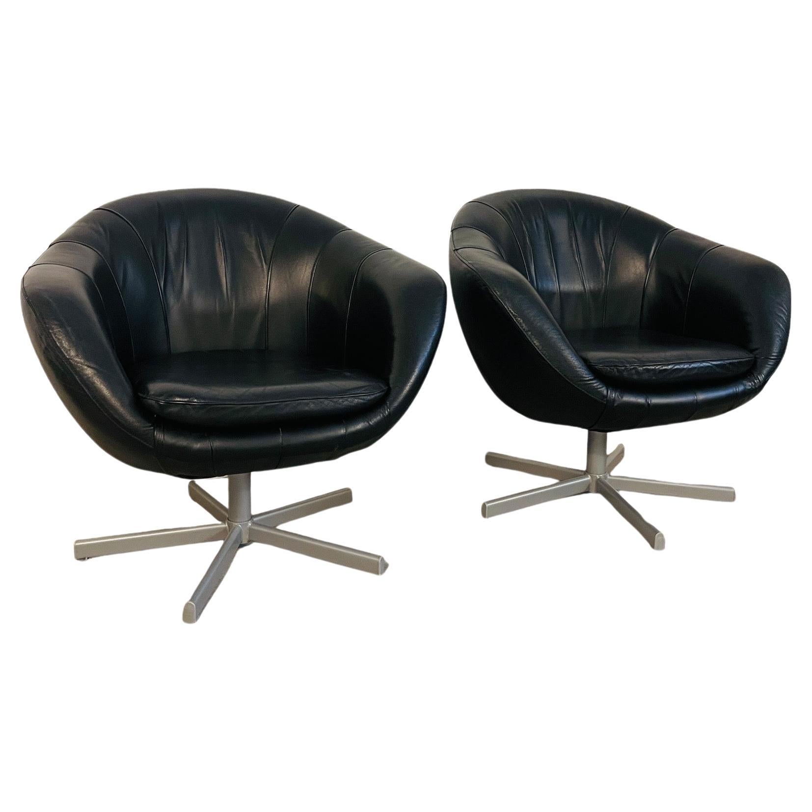 Pair Mid Century Modern Swiveling Leather Pod Chairs For Sale