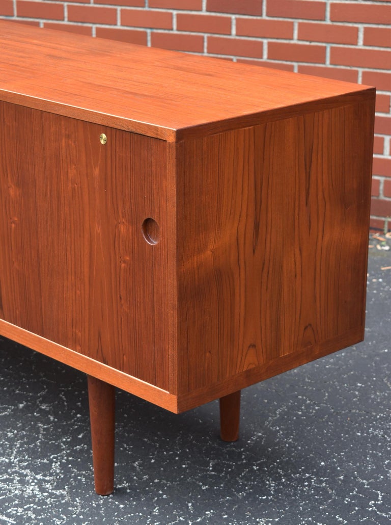 Pair MidCentury Modern Teak Credenzas by Hans Wegner for Mobler RY26 For Sale at 1stDibs