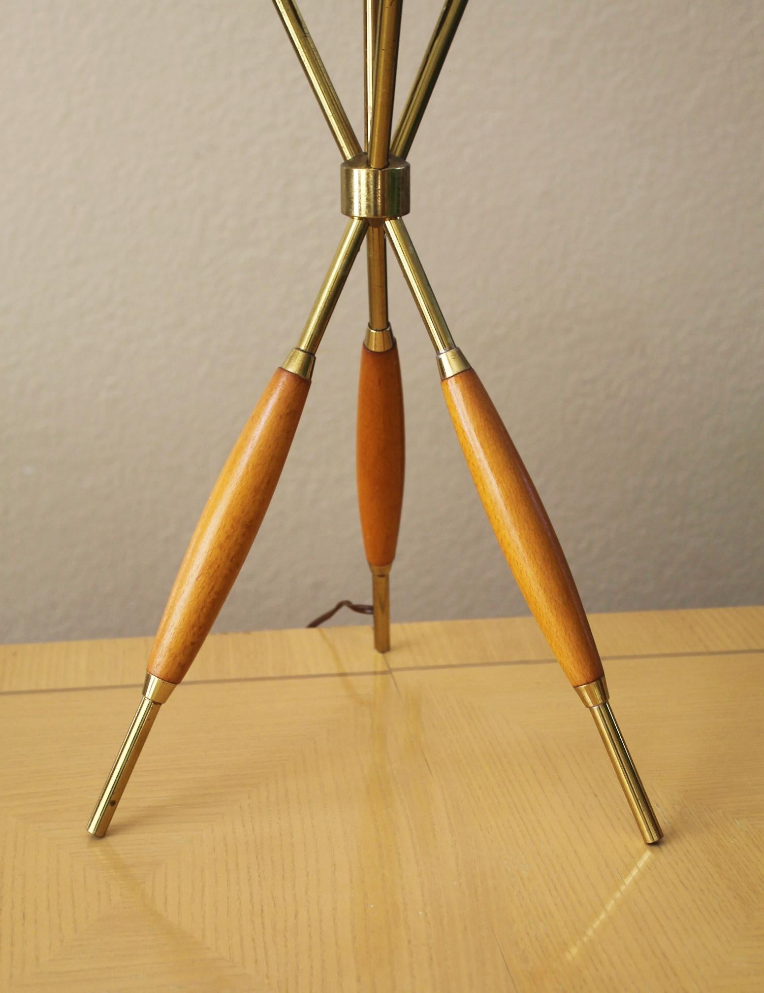 Paire de lampes tripodes Modernity Lightolier Gerald Thurston Atomic 1950s Bon état - En vente à Peoria, AZ