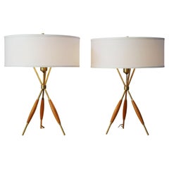 Coppia di lampade a treppiede moderne del Mid Century Lightolier Gerald Thurston Atomic 1950s