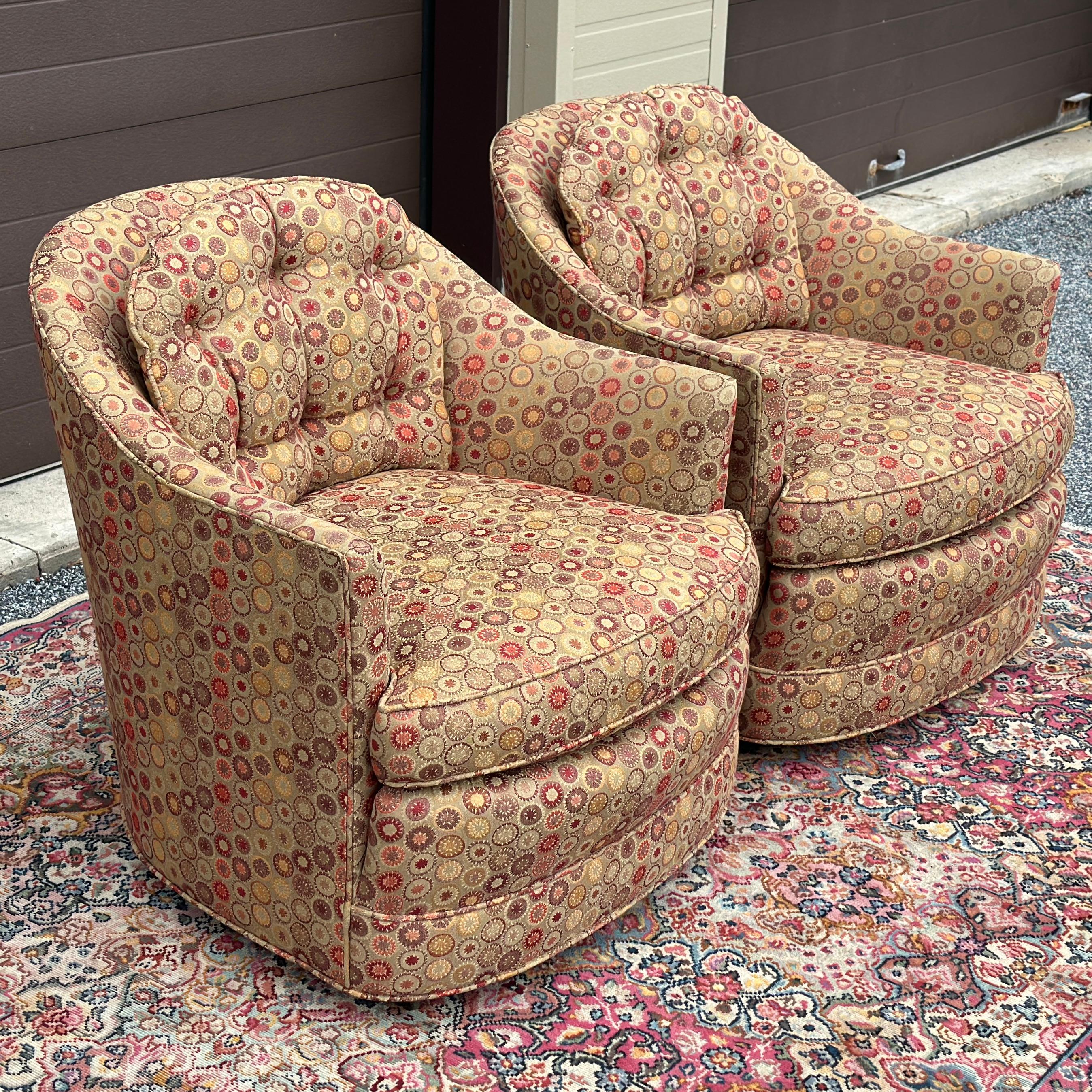 American Pair Mid-Century Modern Upholstered Barrel Back Lounge Club Chairs on Casters For Sale