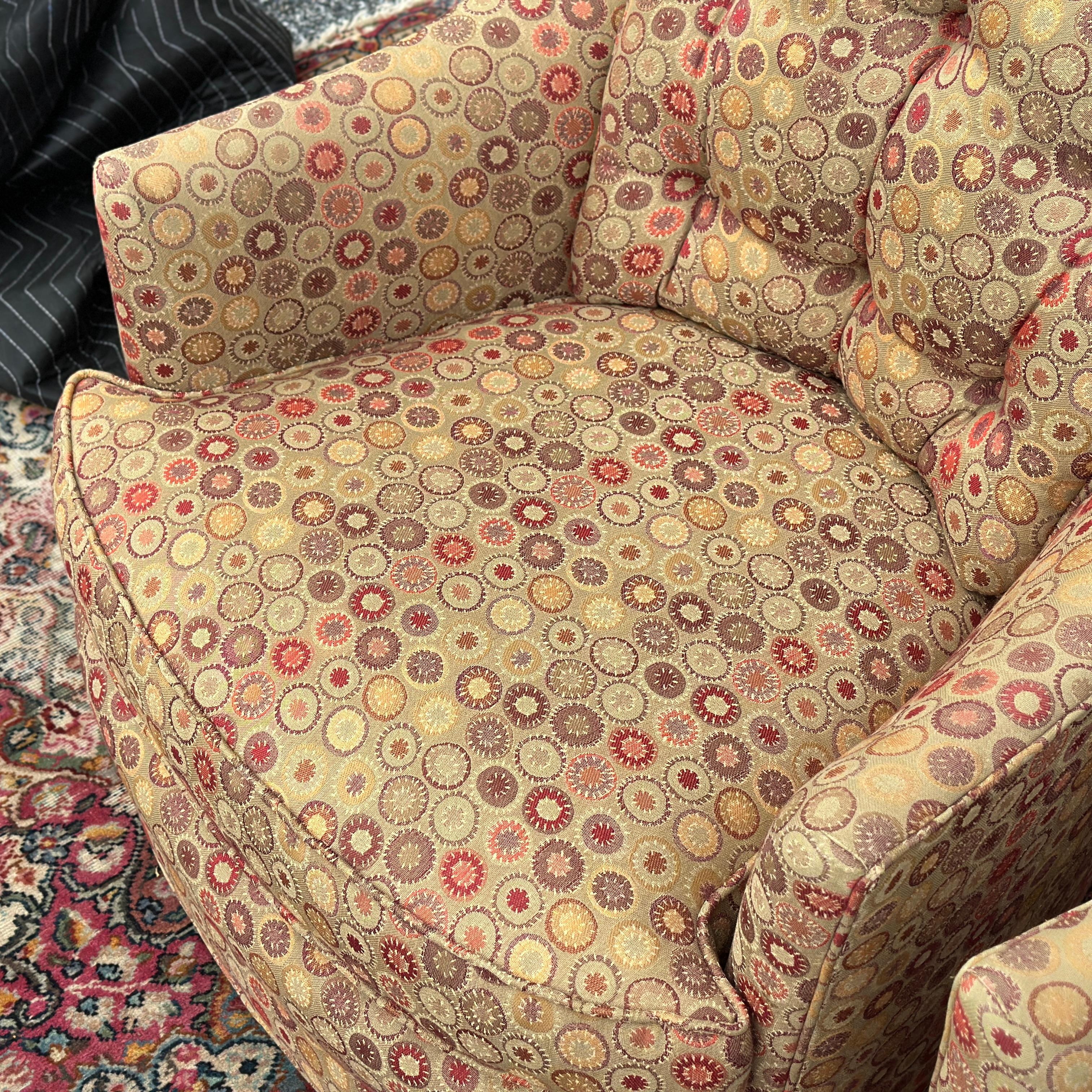 Pair Mid-Century Modern Upholstered Barrel Back Lounge Club Chairs on Casters In Good Condition For Sale In West Chester, PA