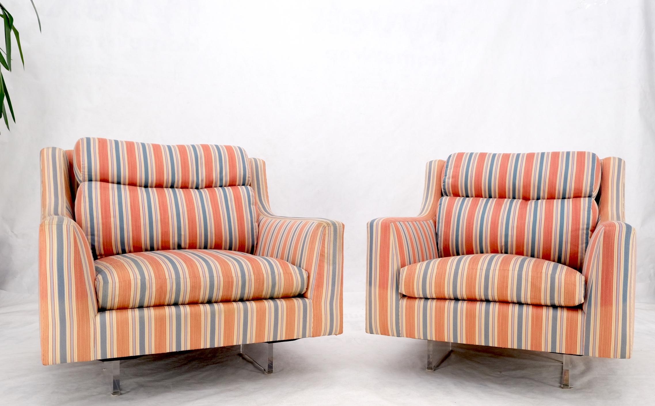 Pair Mid Century Modern Lucite Base Floating Lounge Club Armchairs. 