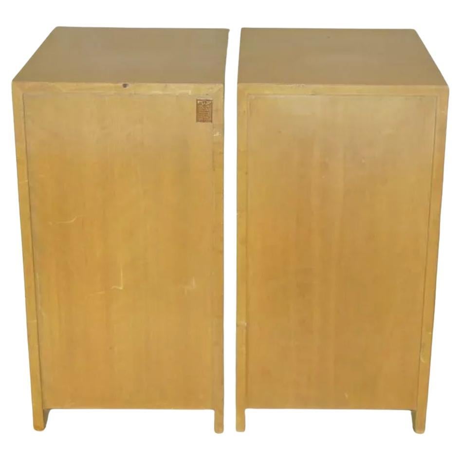 Pair Mid-Century Modern Widdicomb blonde cabinet door nightstands In Good Condition In BROOKLYN, NY
