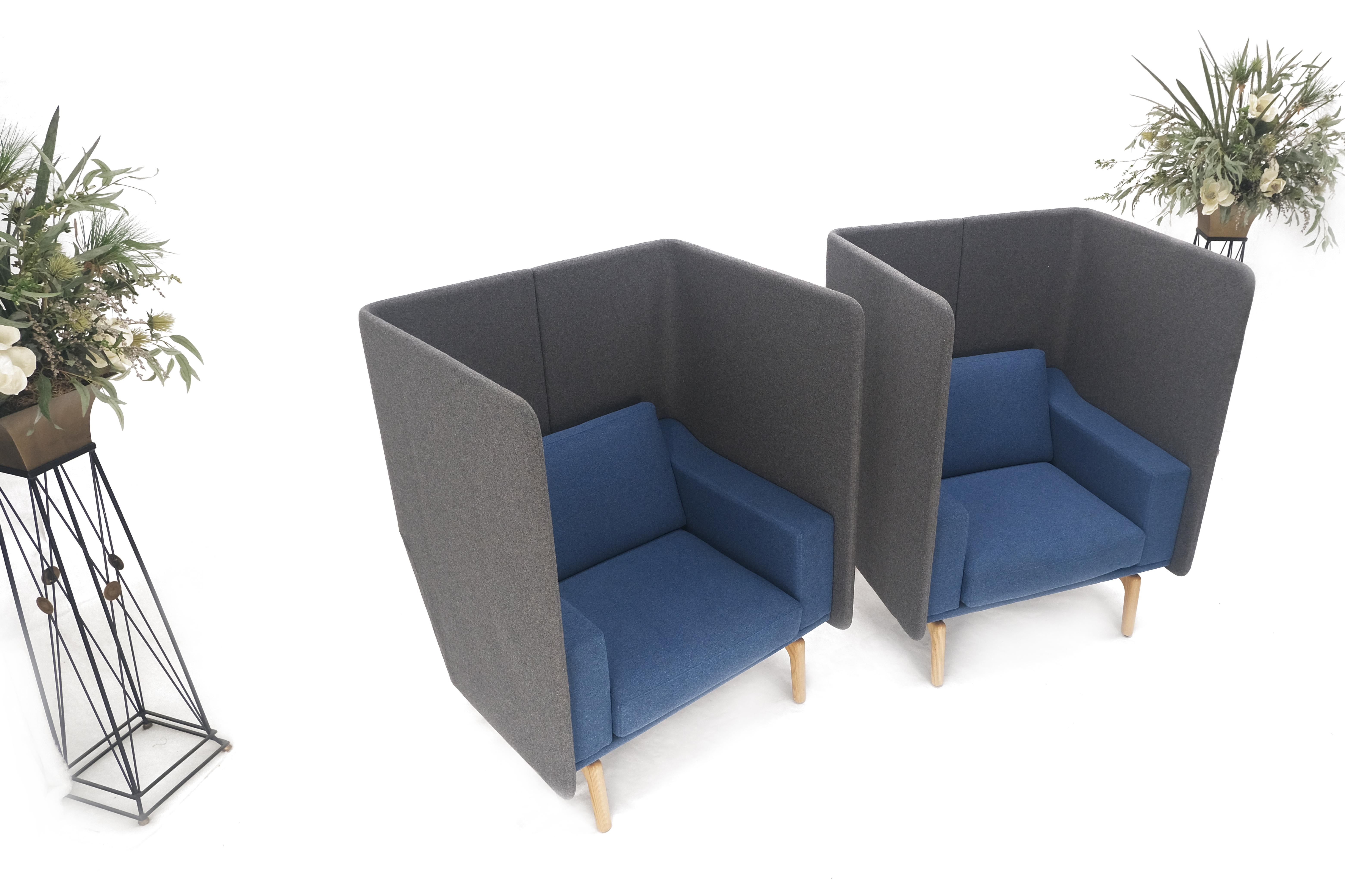 Pair Mid Century Modern Wingback Lounge Chairs Blue Grey Wool Upholstery MINT! For Sale 11