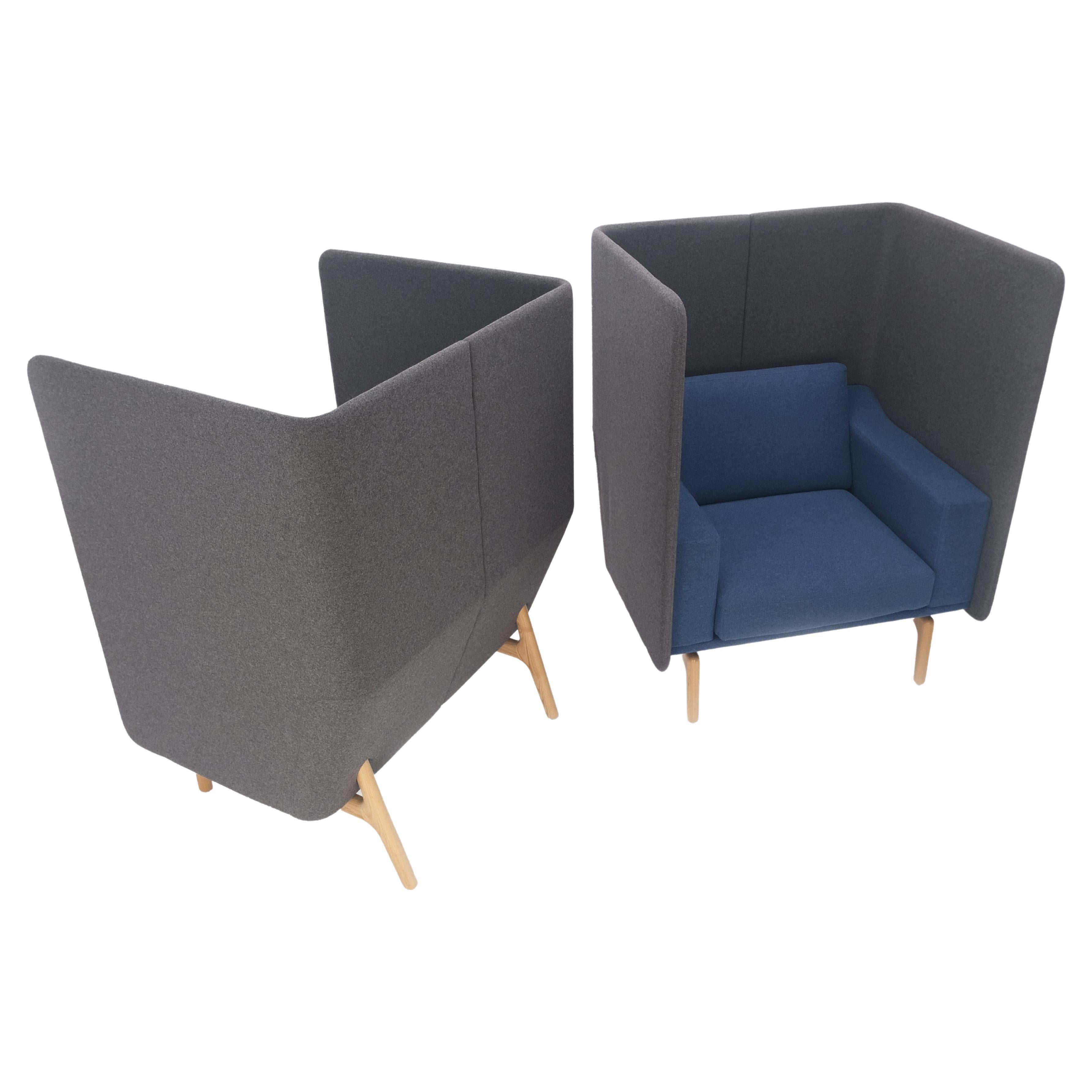 Pair Mid Century Modern Wingback Lounge Chairs Blue Grey Wool Upholstery MINT! For Sale