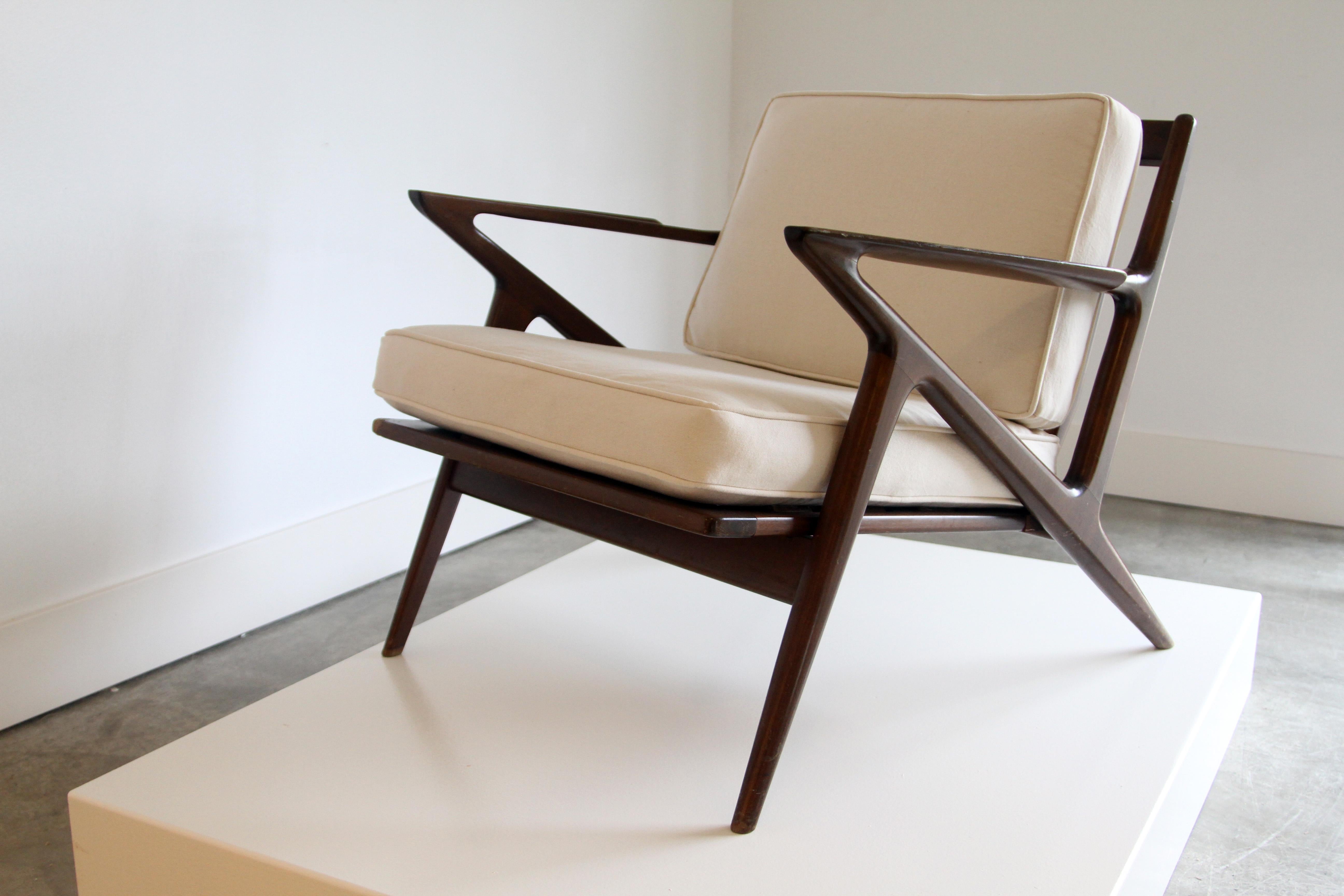 Pair of Mid-Century Modern Z Chair by Poul Jensen for Selig 11