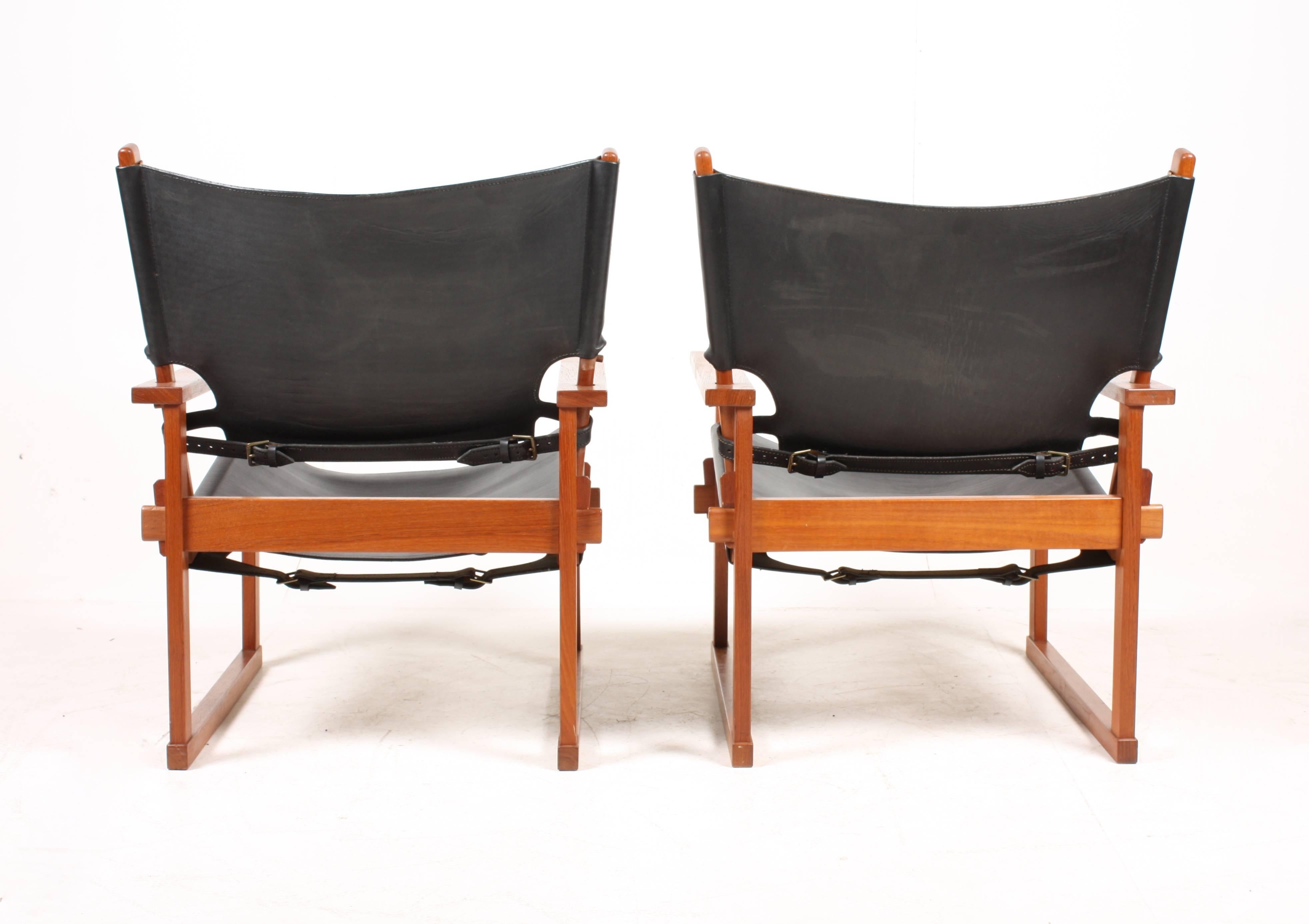 Pair of Midcentury of Lounge Chairs in Leather and Teak Made in Denmark In Good Condition In Lejre, DK