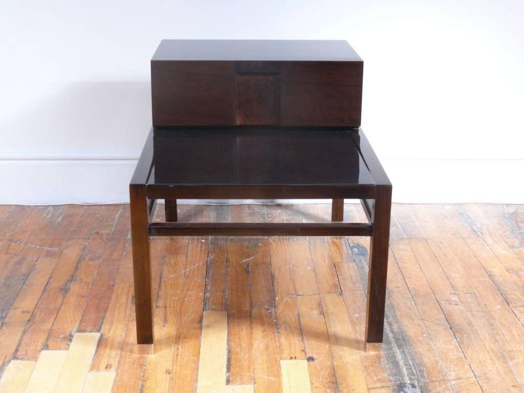 Mid-Century Modern Pair of Midcentury One-Drawer Walnut End Tables