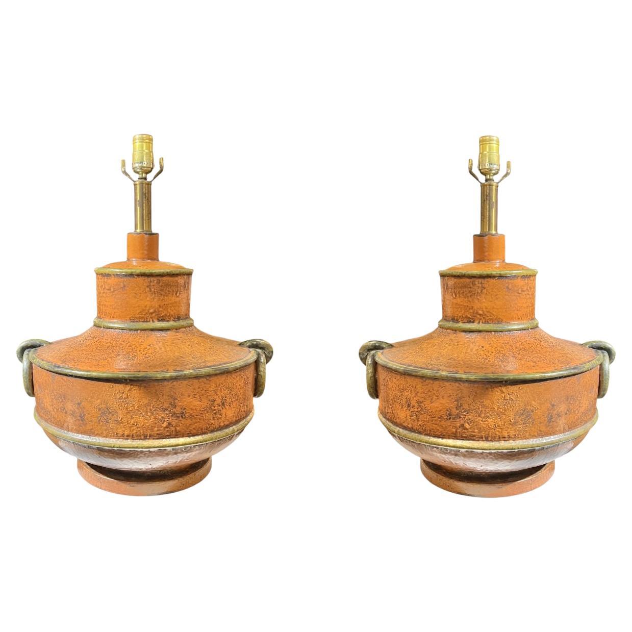 Paire de lampes de table en céramique émaillée orientale du milieu du siècle dernier en vente