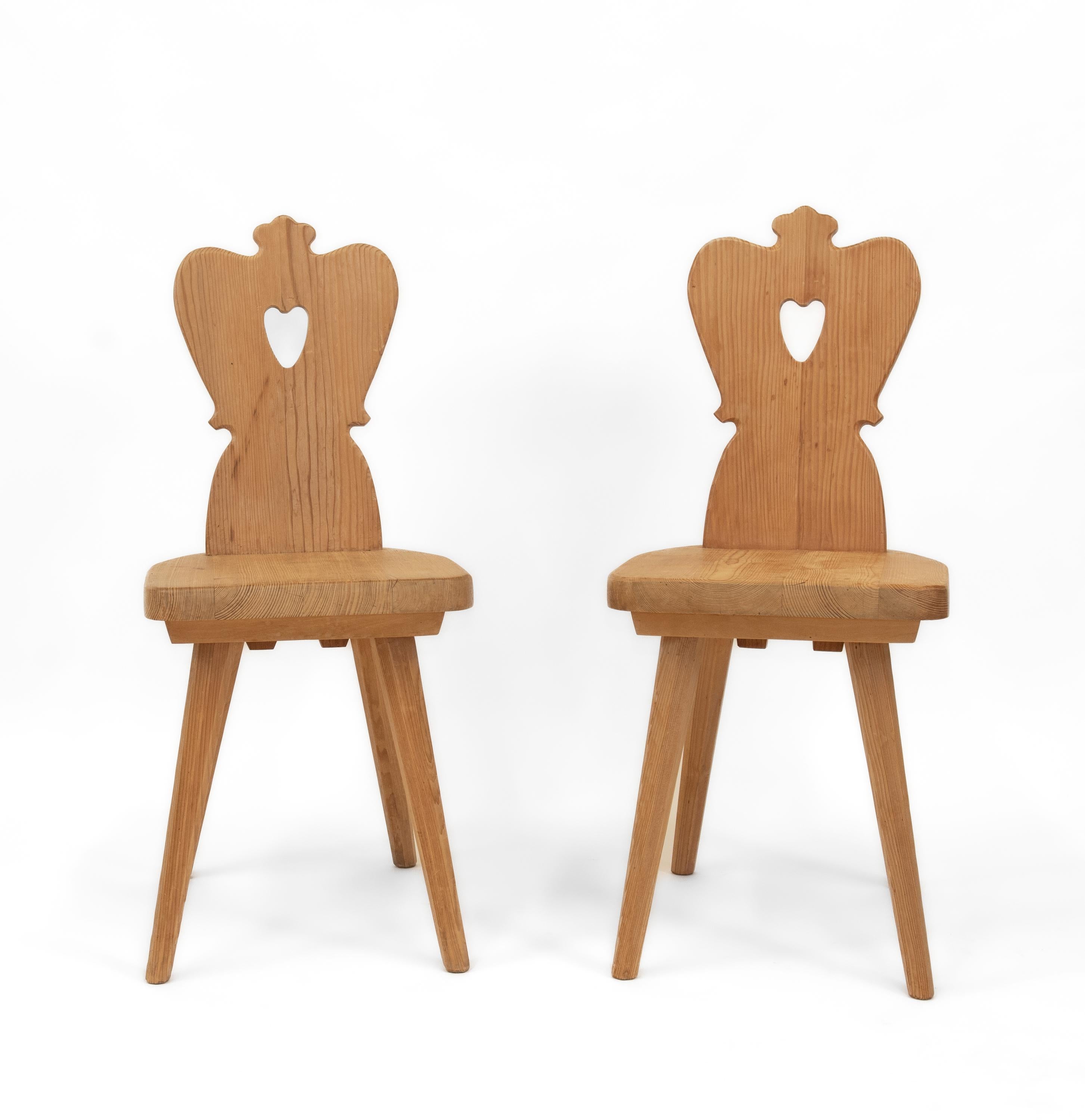 Mid-Century Modern Pair Mid Century Pine Alpine Chairs Circa 1950 For Sale