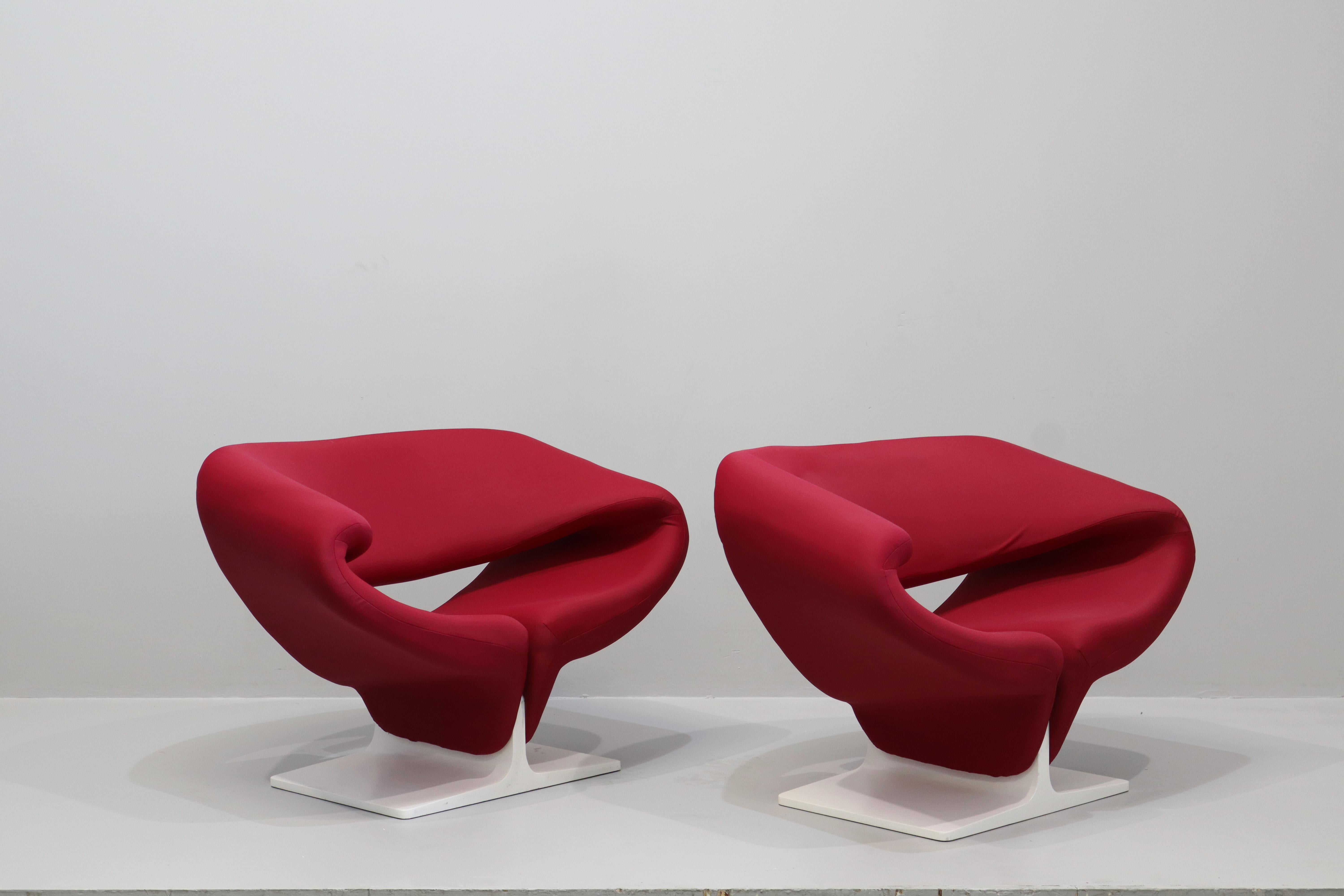 Paire de chaises à ruban du milieu du siècle par Pierre Paulin pour Artifort, 1960's Label Whit.