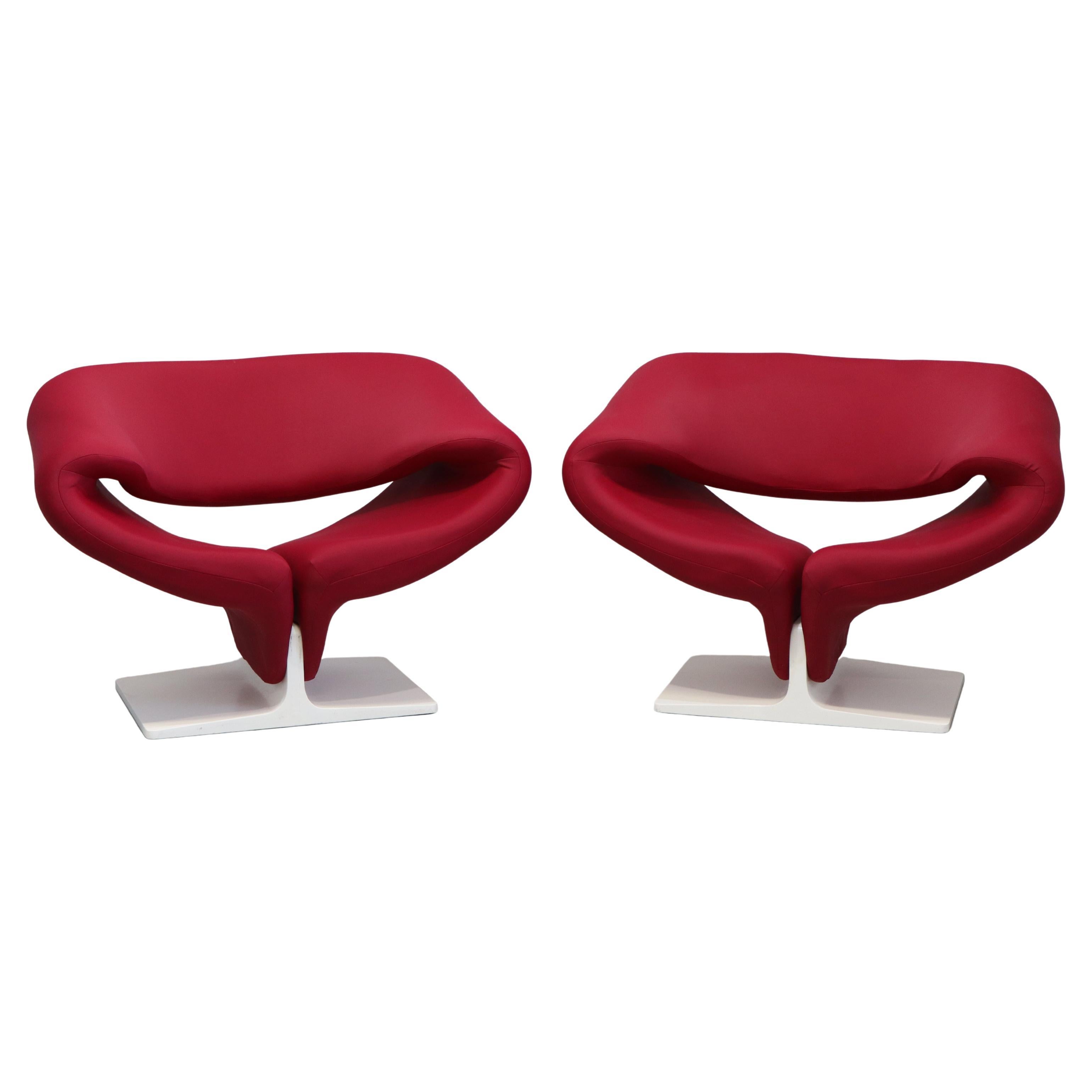 Pair Mid Century Ribbon Chair by Pierre Paulin for Artifort, 1960's Whit Label