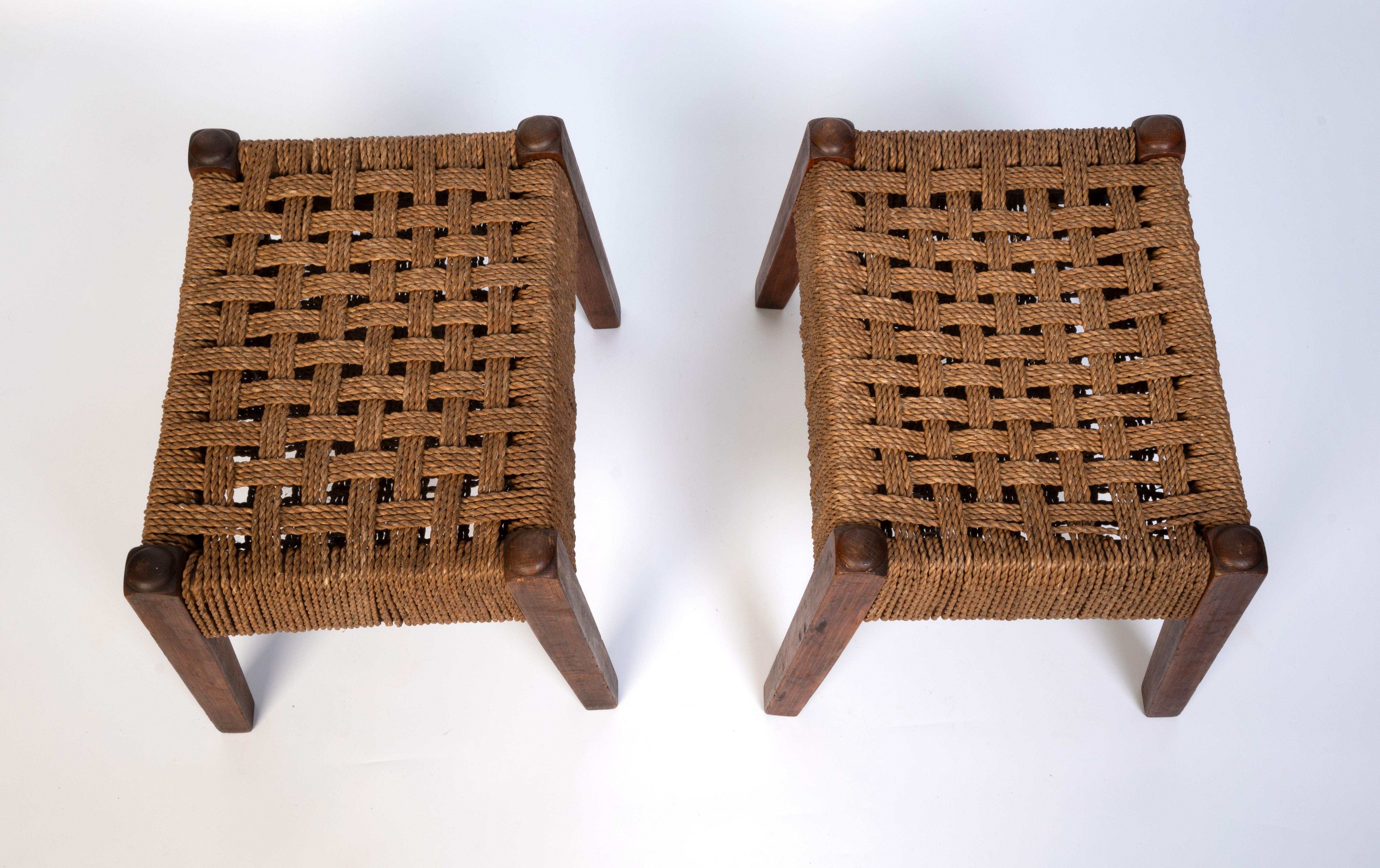 20ième siècle Paire de tabourets en corde de jonc et hêtre du milieu du siècle, Danemark C.1950 en vente