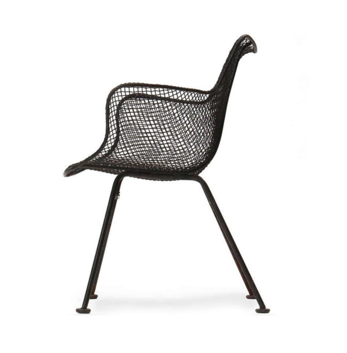 Mid-Century Modern Pair Mid-Century Russell Woodard Sculptura Mesh Sculpted Patio Armchairs Black